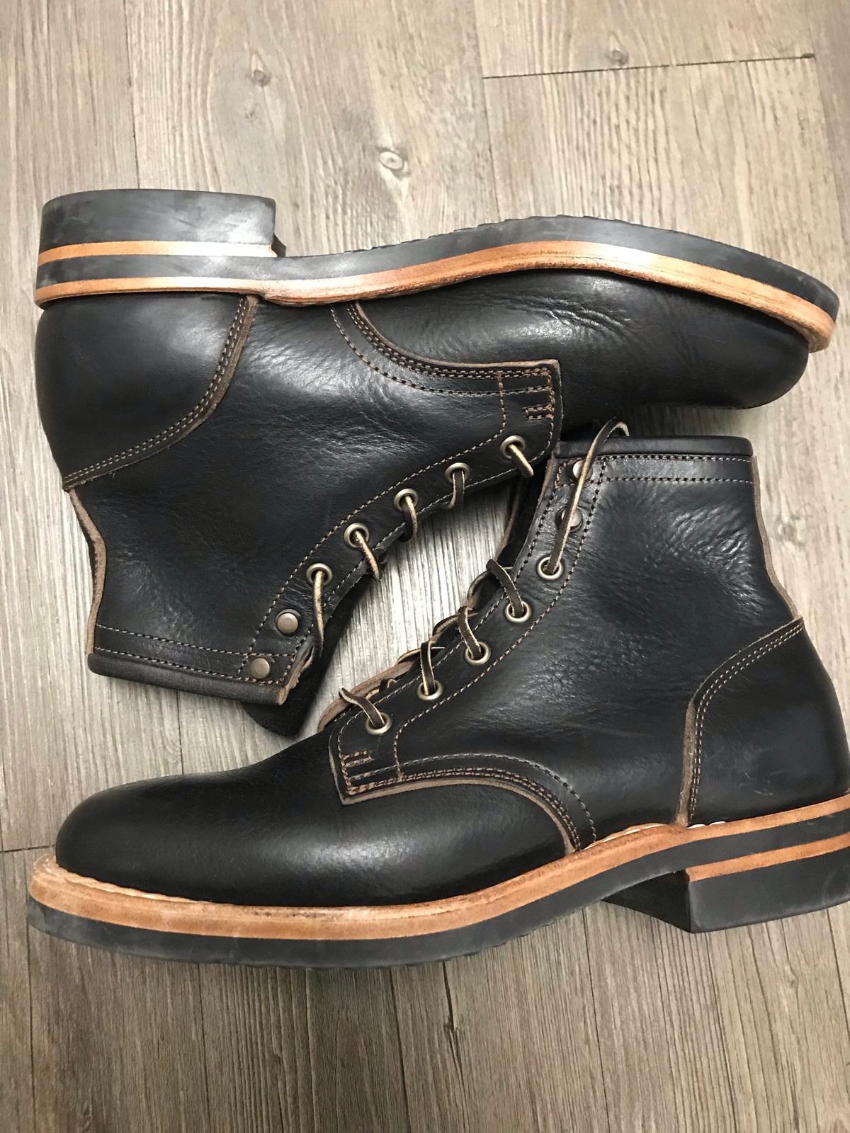 Photo by earvinquero on October 3, 2022 of the Truman Service Boot in Horween Black Teacore Chromexcel.