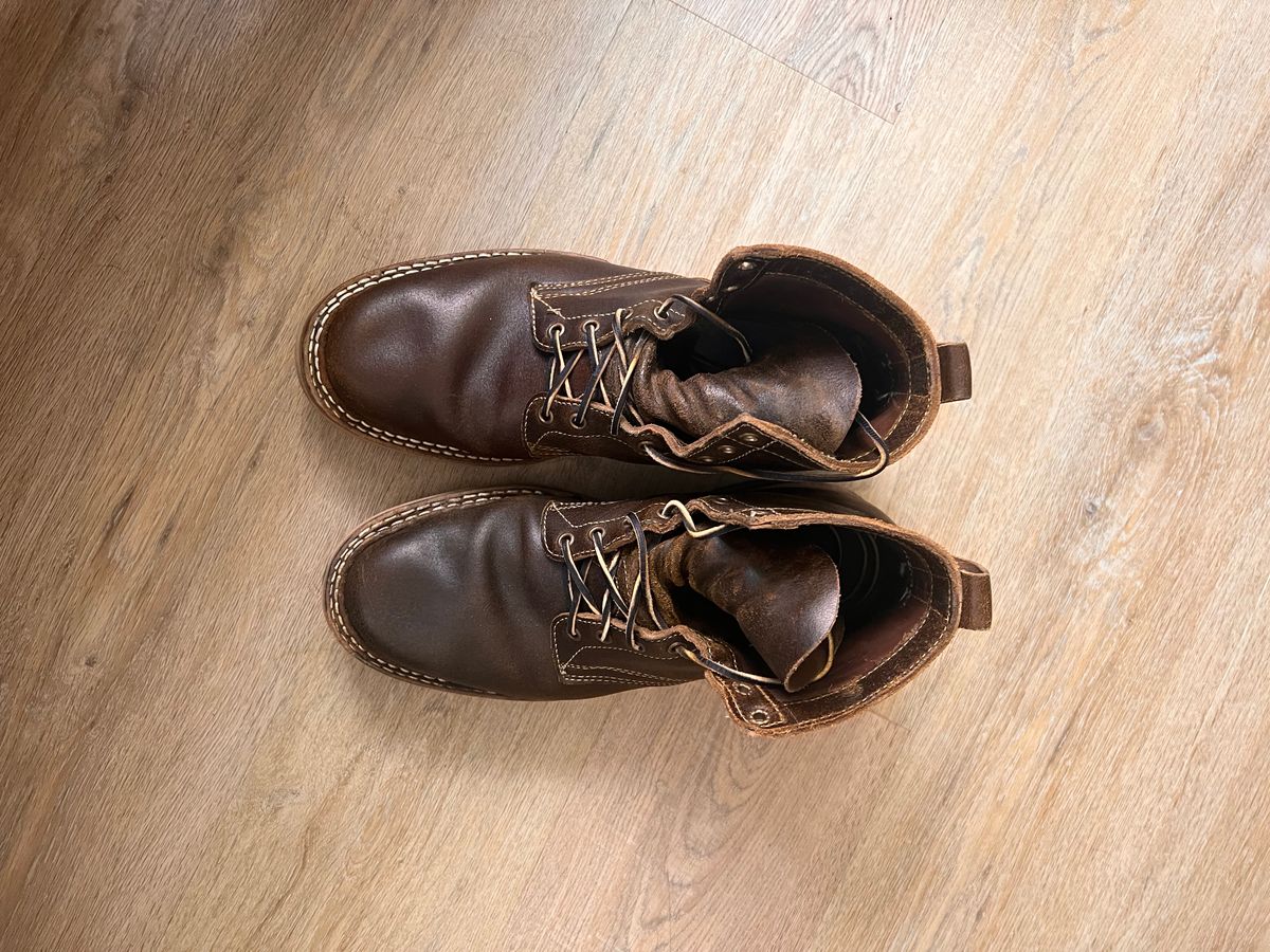 Photo by A_Clockwork_Yifan on January 4, 2024 of the White's Rambler in Horween Cinnamon Waxed Flesh.