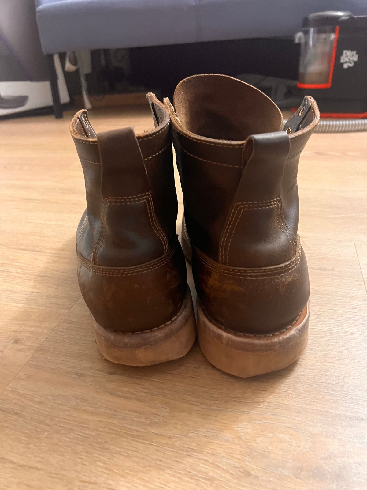 Photo by A_Clockwork_Yifan on February 1, 2024 of the White's Rambler in Horween Cinnamon Waxed Flesh.
