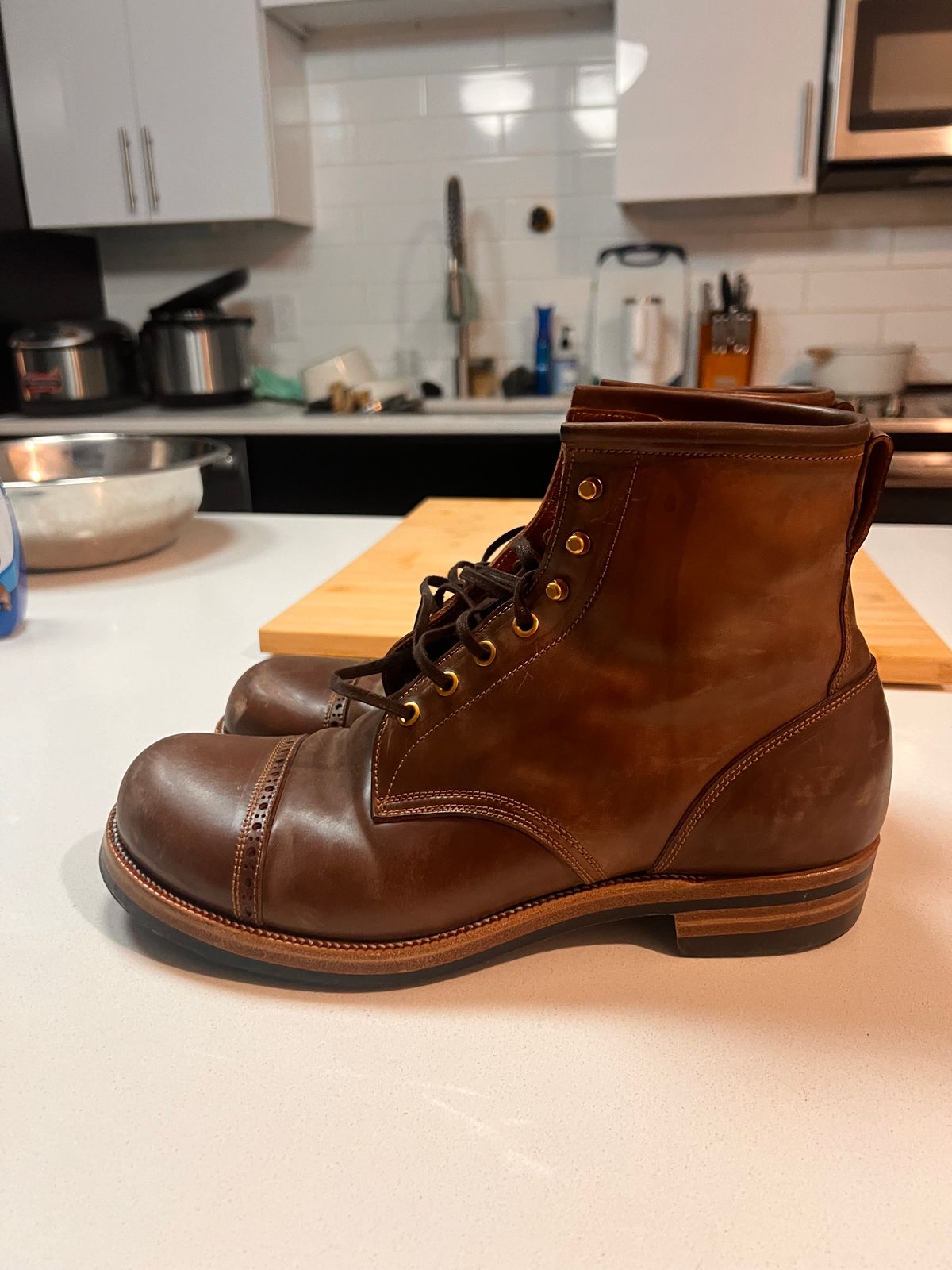 Photo by A_Clockwork_Yifan on November 5, 2024 of the Iron Boots 5515 in Maryam Brown Shell Cordovan.