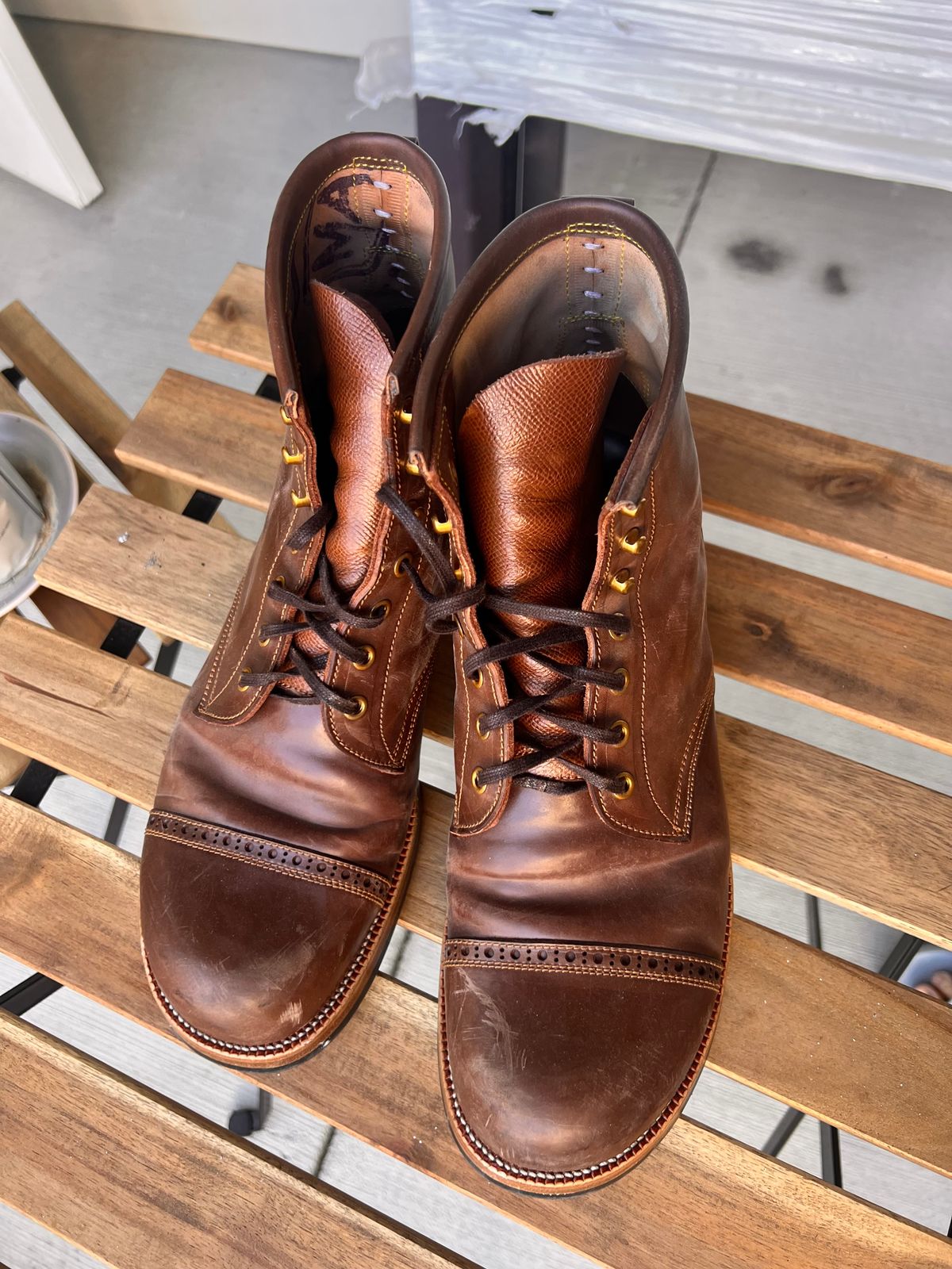 Photo by A_Clockwork_Yifan on December 4, 2024 of the Iron Boots 5515 in Maryam Brown Shell Cordovan.