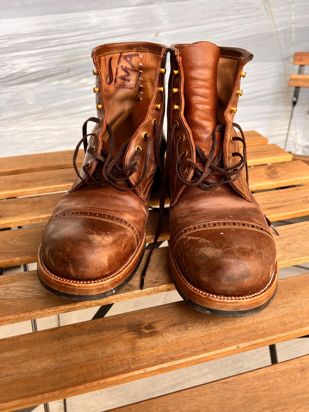 Photo by A_Clockwork_Yifan on March 4, 2025 of the Iron Boots 5515 in Maryam Brown Shell Cordovan.