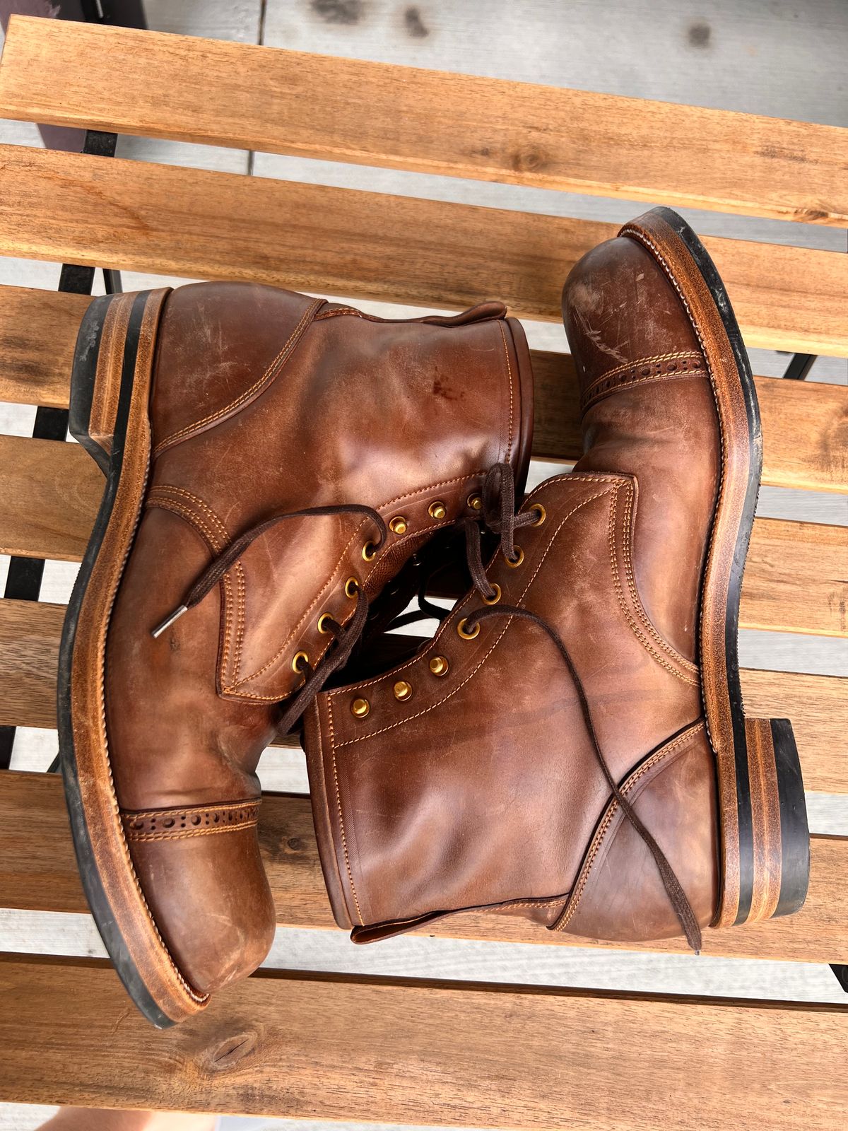 Photo by A_Clockwork_Yifan on March 4, 2025 of the Iron Boots 5515 in Maryam Brown Shell Cordovan.