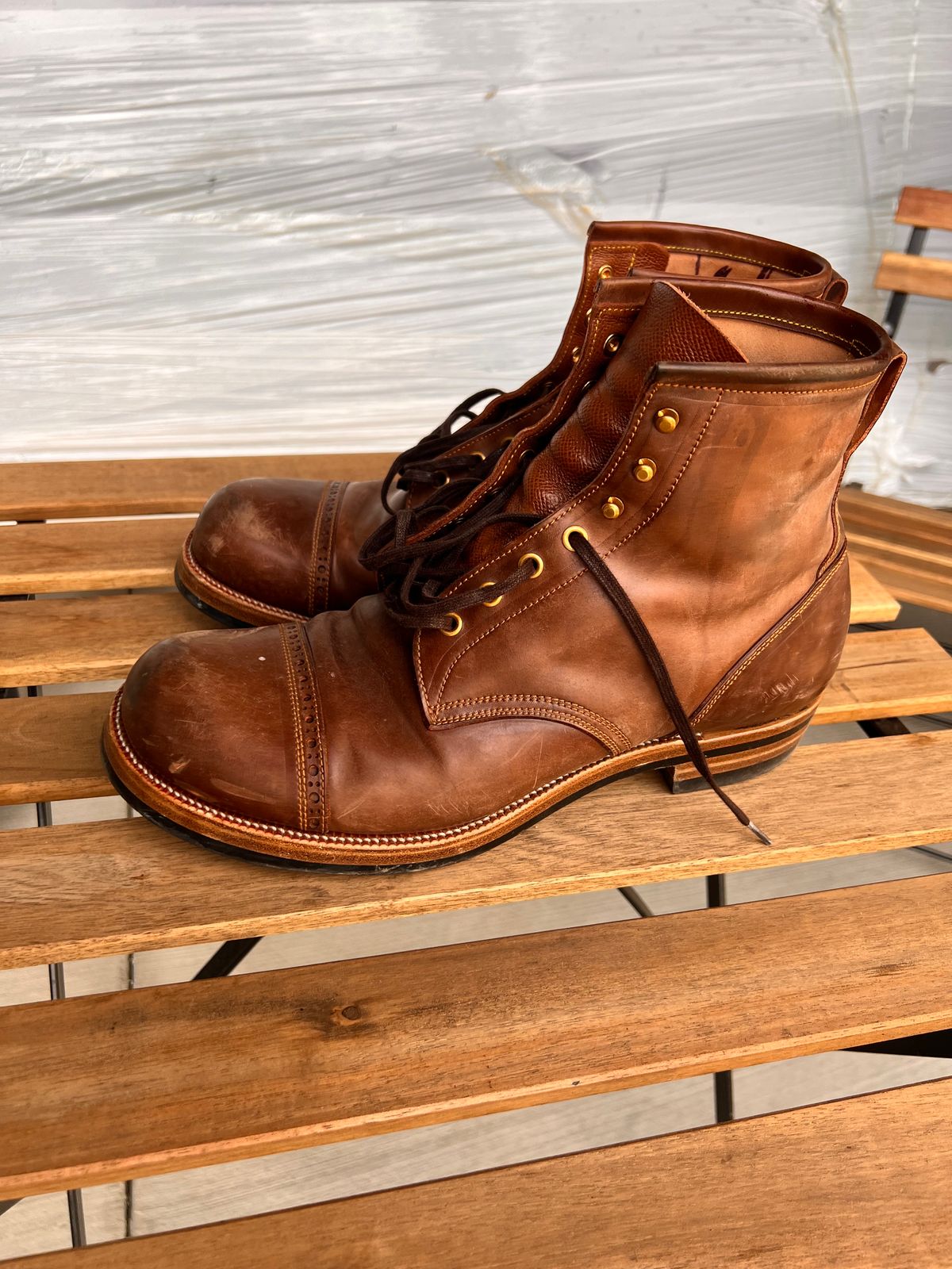 Photo by A_Clockwork_Yifan on March 4, 2025 of the Iron Boots 5515 in Maryam Brown Shell Cordovan.
