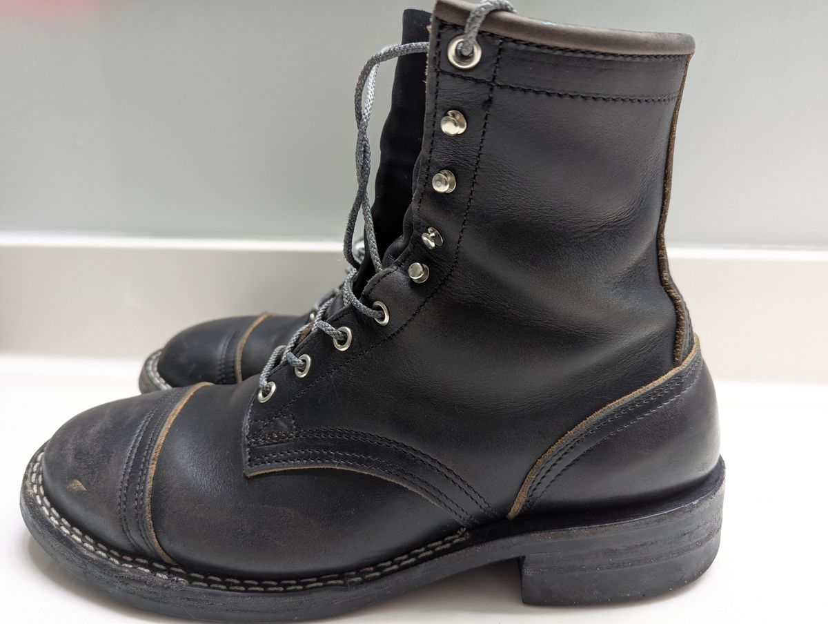 Photo by Vehe on January 5, 2026 of the Nicks Parkhurst V3 in Horween Black Chromexcel.