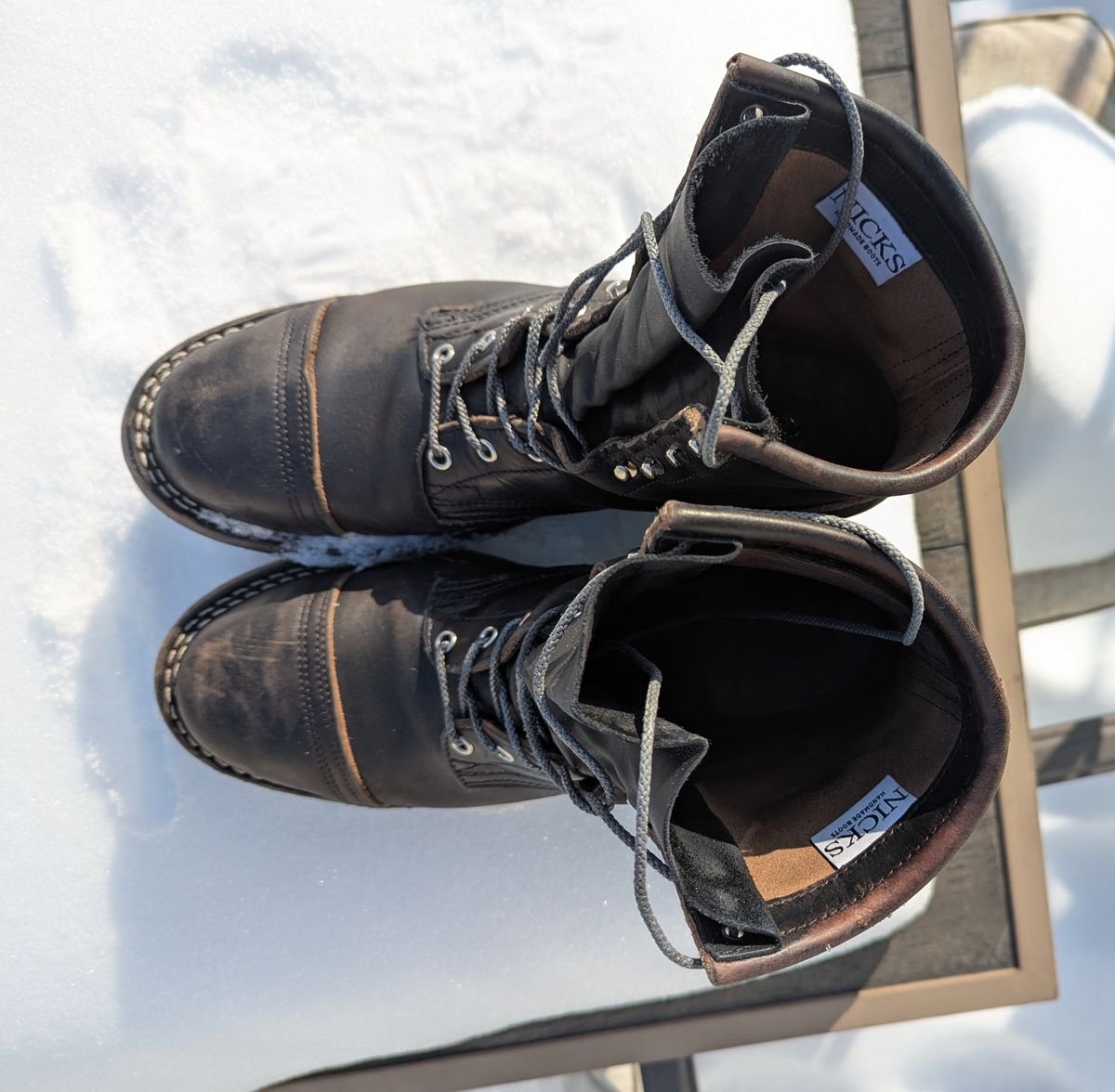 Photo by Vehe on February 4, 2026 of the Nicks Parkhurst V3 in Horween Black Chromexcel.