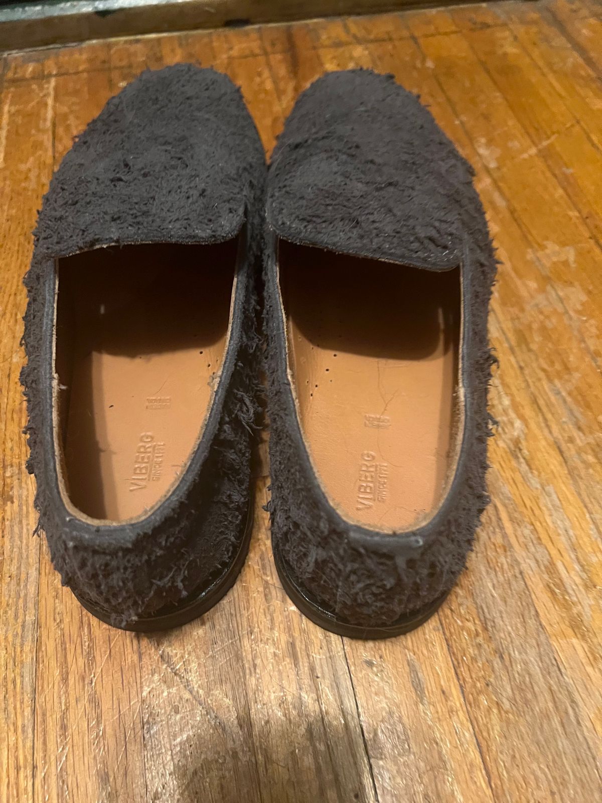 Photo by canary on November 5, 2023 of the Viberg Slipper in C.F. Stead Teak Waxy Mohawk.