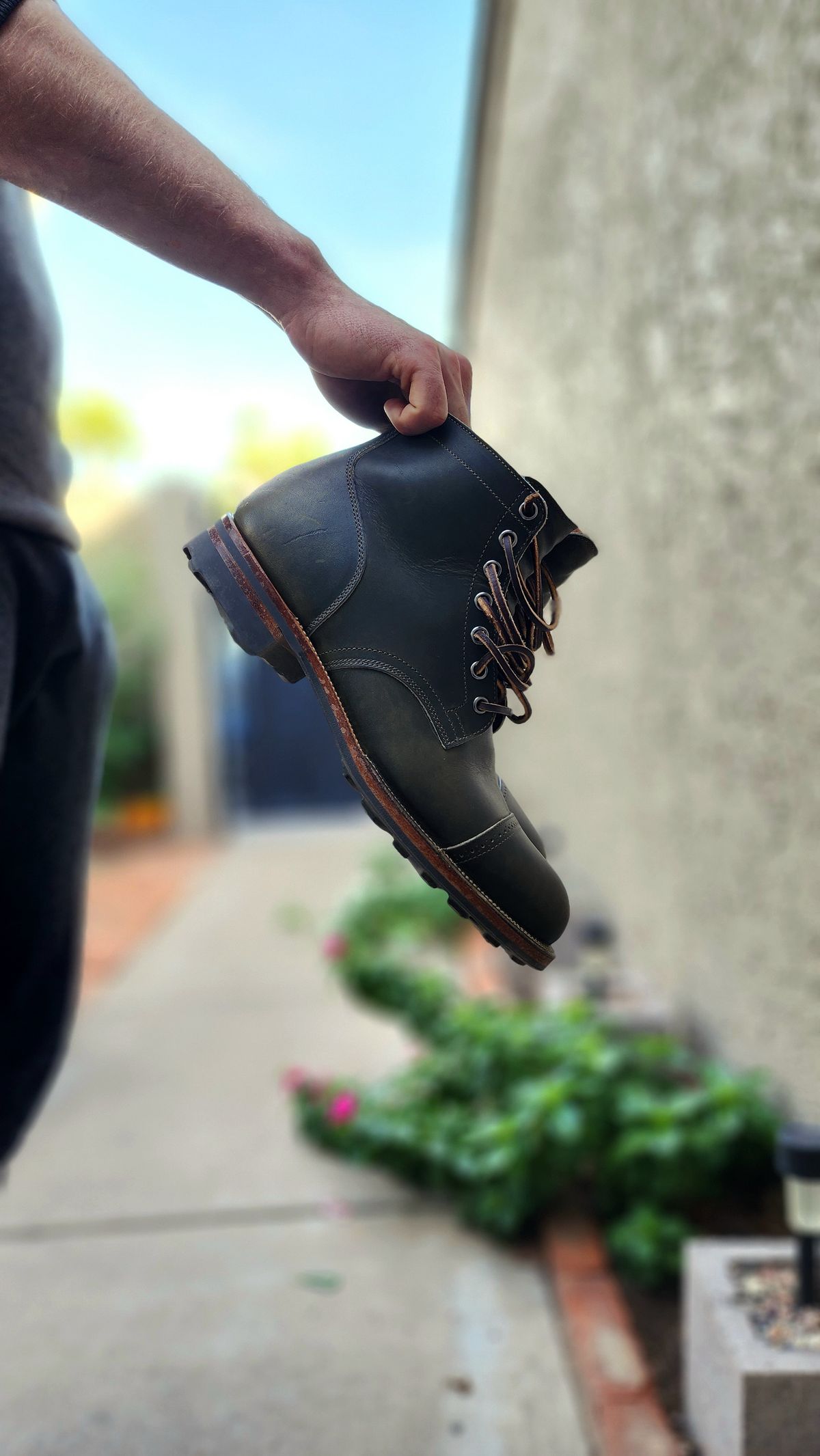 Photo by jranders52 on November 5, 2022 of the Viberg Service Boot BCT in Horween Olive Chromepak.