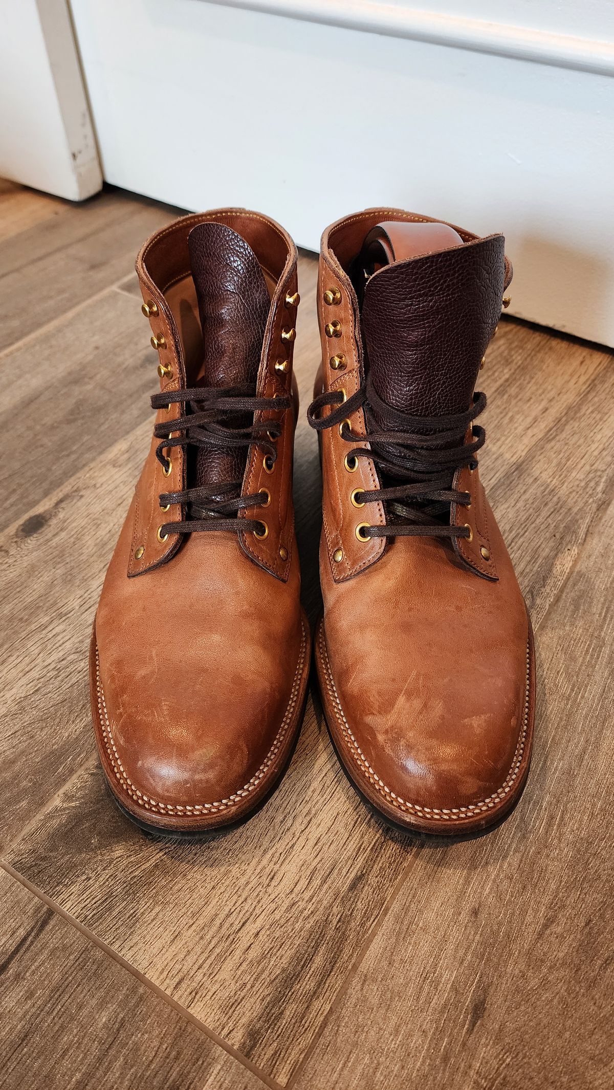 Photo by jranders52 on January 3, 2024 of the Iron Boots x Østmo Type 1 in Maryam Light Brown Washed Horsehide.