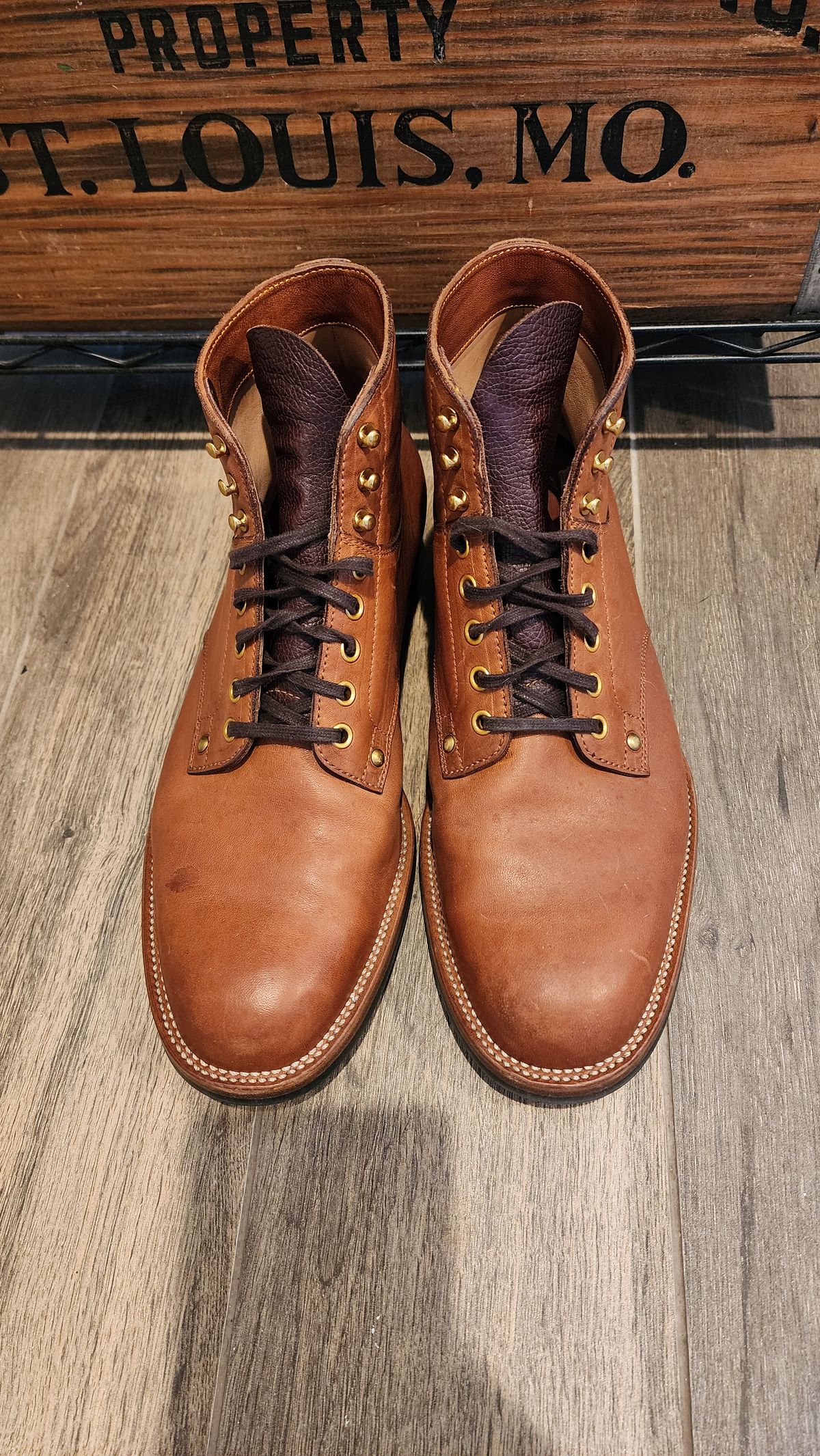 Photo by jranders52 on April 5, 2024 of the Iron Boots x Østmo Type 1 in Maryam Light Brown Washed Horsehide.