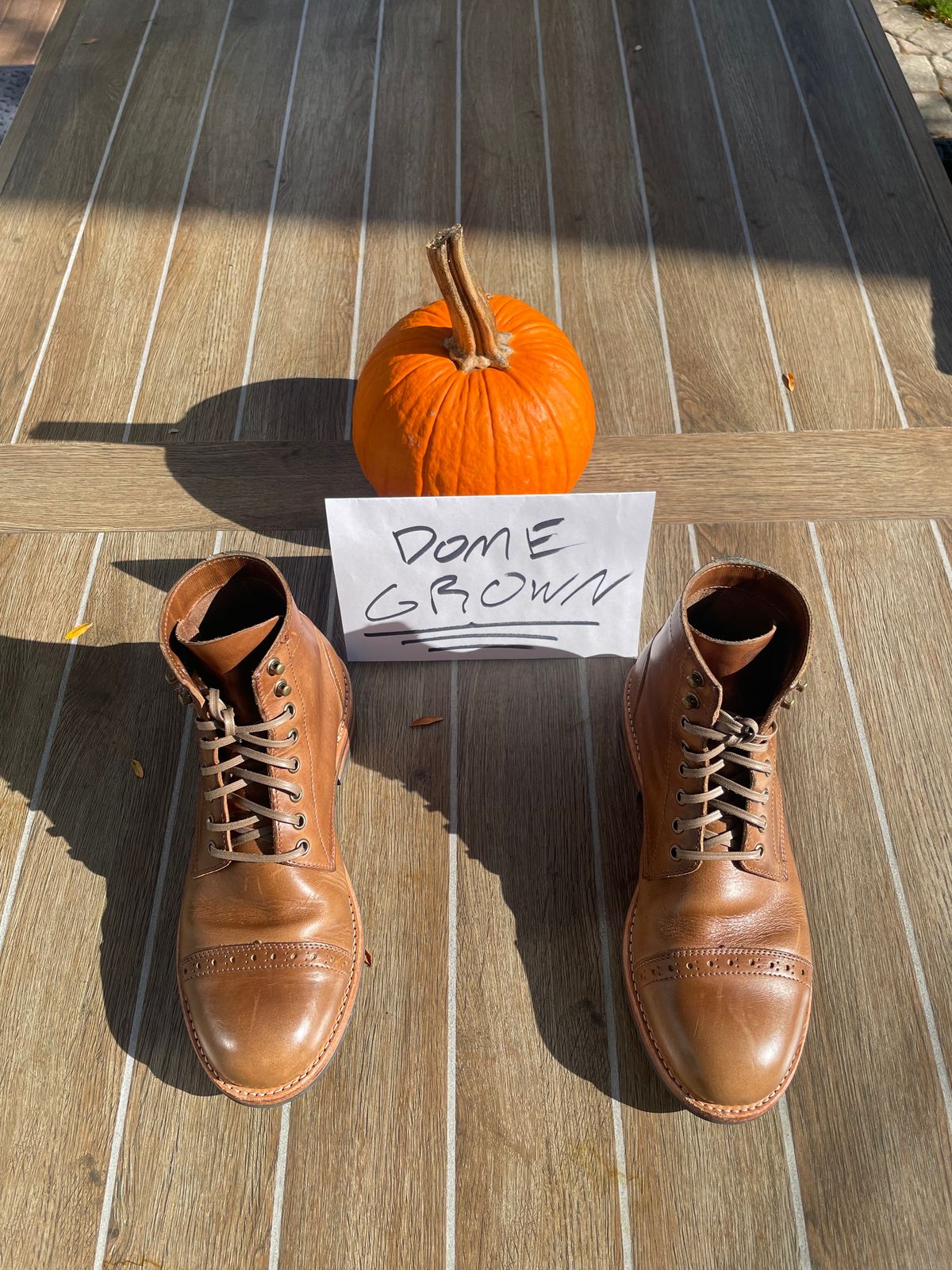 Photo by alamacchia2 on November 3, 2023 of the Oak Street Bootmakers Trench Boot in Horween Natural Chromexcel.