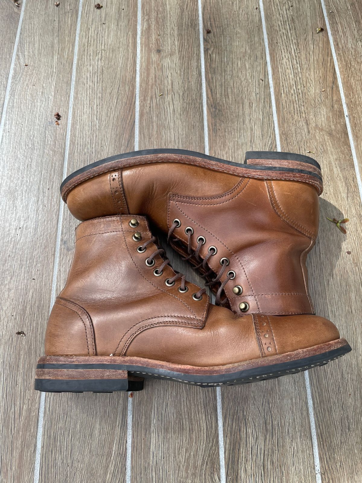 Photo by alamacchia2 on April 5, 2024 of the Oak Street Bootmakers Trench Boot in Horween Natural Chromexcel.