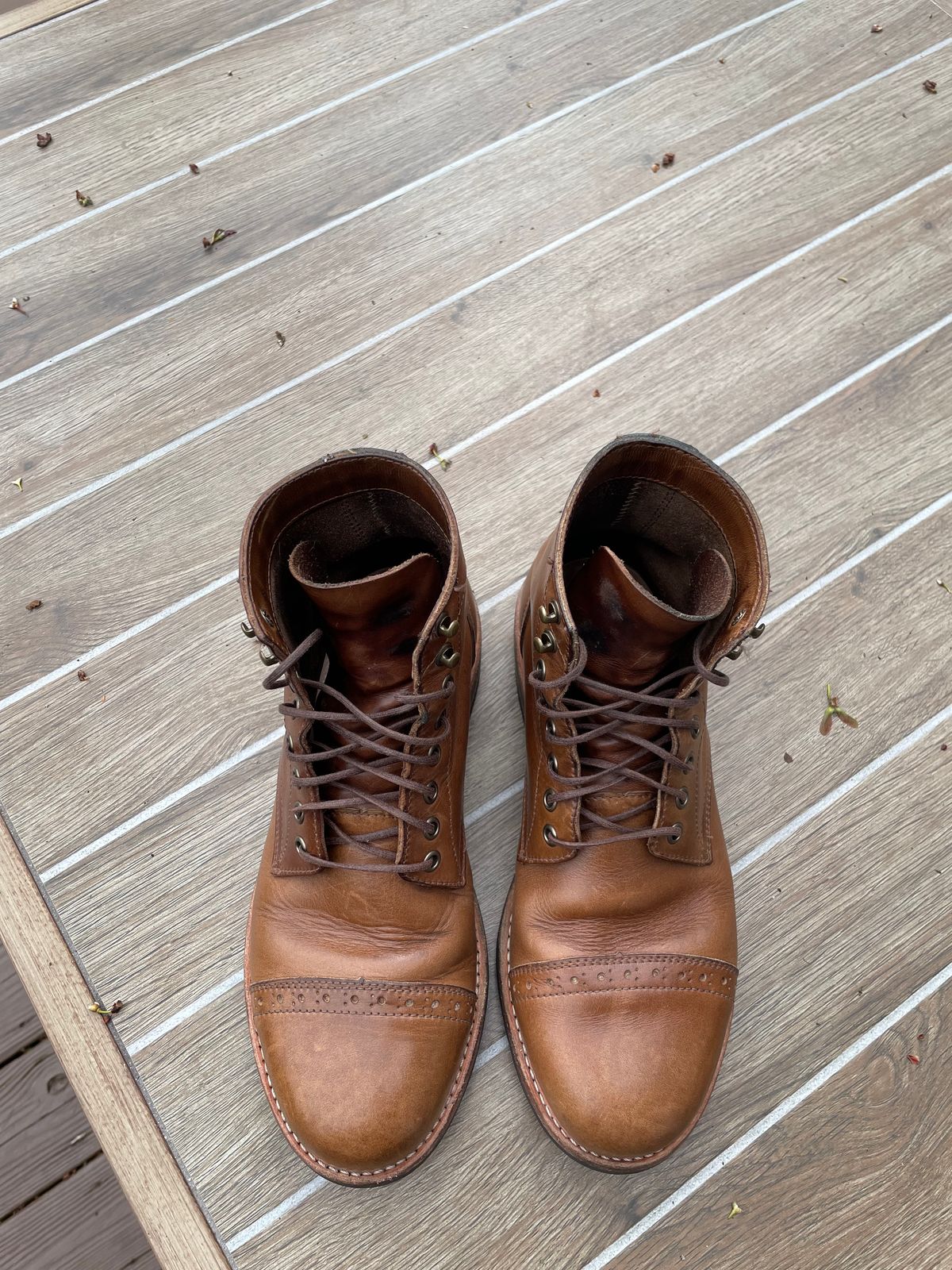 Photo by alamacchia2 on April 5, 2024 of the Oak Street Bootmakers Trench Boot in Horween Natural Chromexcel.
