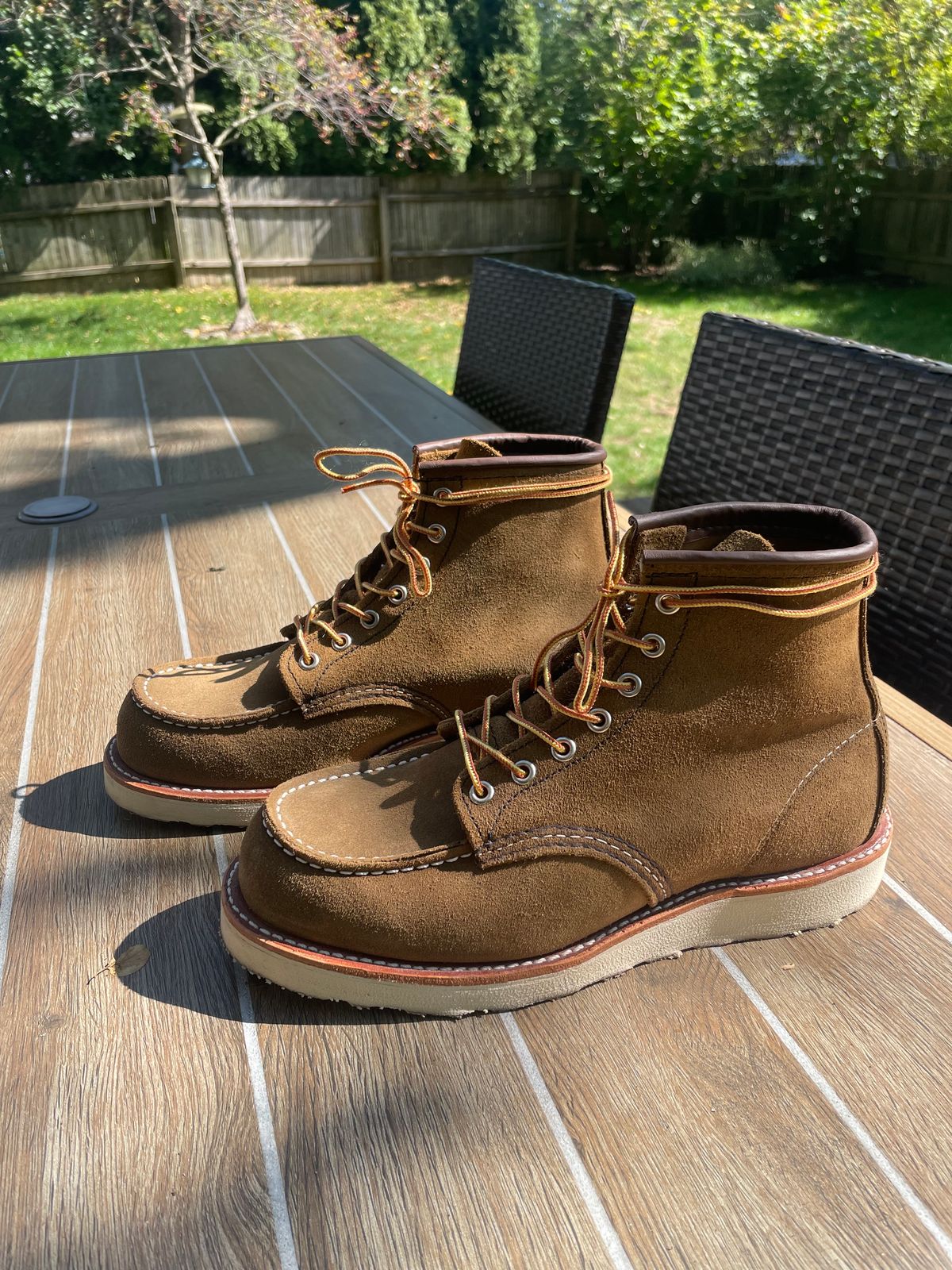Photo by alamacchia2 on October 7, 2024 of the Red Wing 6-Inch Classic Moc in S.B. Foot Olive Mohave Roughout.