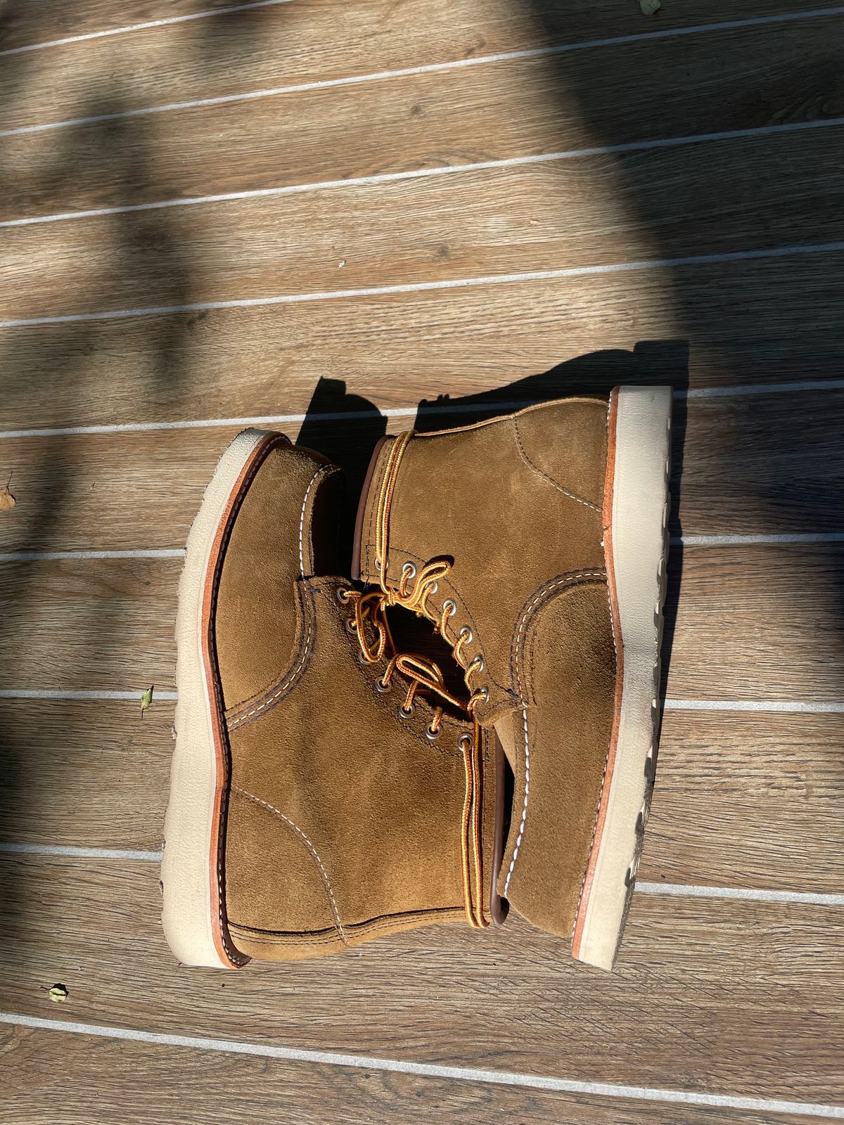Photo by alamacchia2 on October 7, 2024 of the Red Wing 6-Inch Classic Moc in S.B. Foot Olive Mohave Roughout.