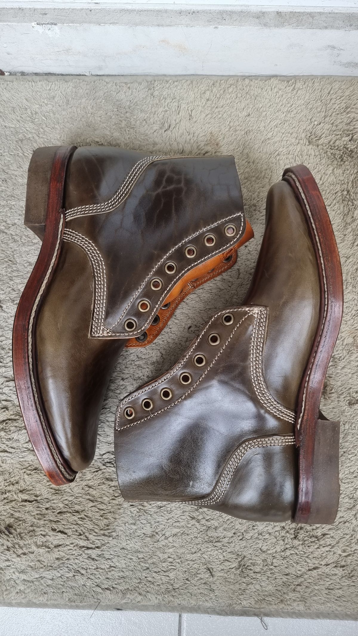 Photo by William on October 3, 2023 of the Willie's Handmade Boots Boondocker in Maryam Olive Horsebutt.