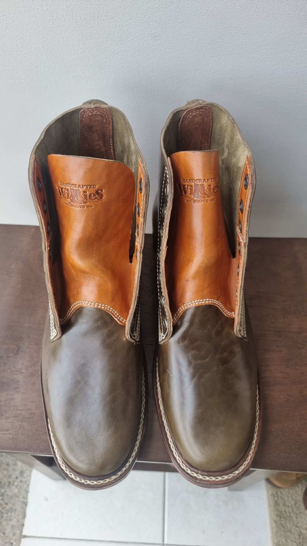 Photo by William on October 3, 2023 of the Willie's Handmade Boots Boondocker in Maryam Olive Horsebutt.