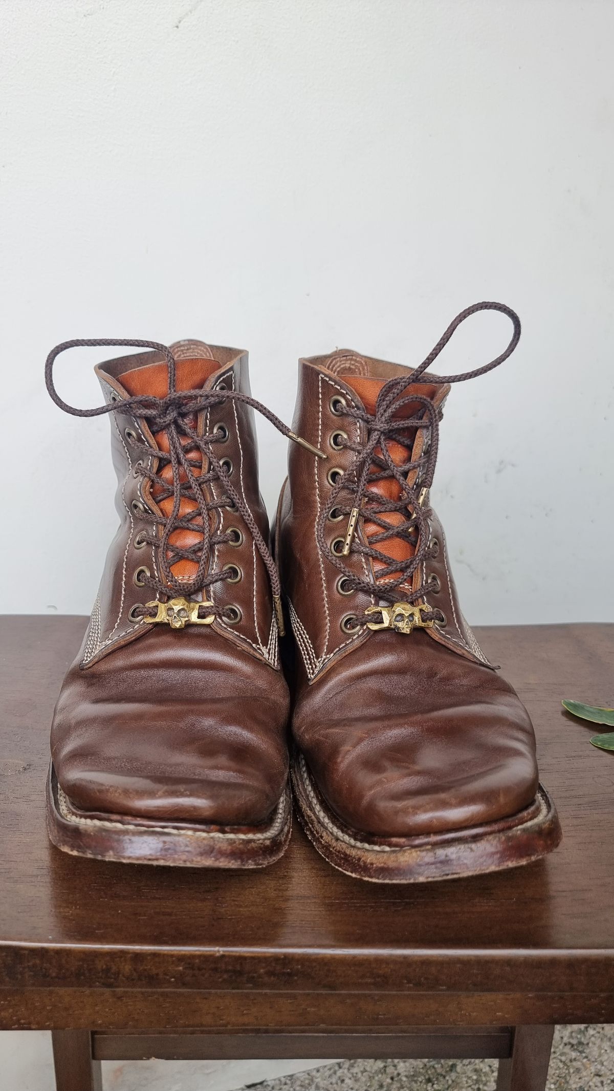 Photo by William on January 3, 2024 of the Willie's Handmade Boots Boondocker in Maryam Olive Horsebutt.