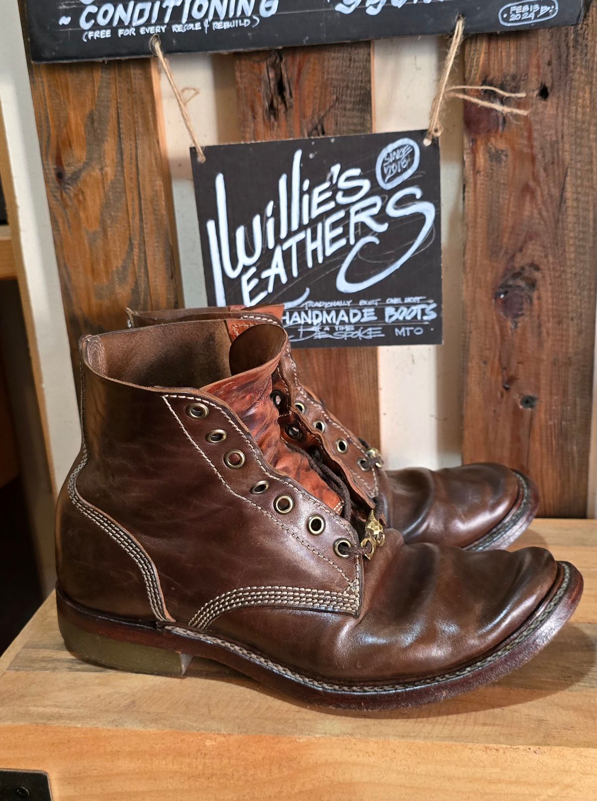 Photo by William on April 4, 2024 of the Willie's Handmade Boots Boondocker in Maryam Olive Horsebutt.