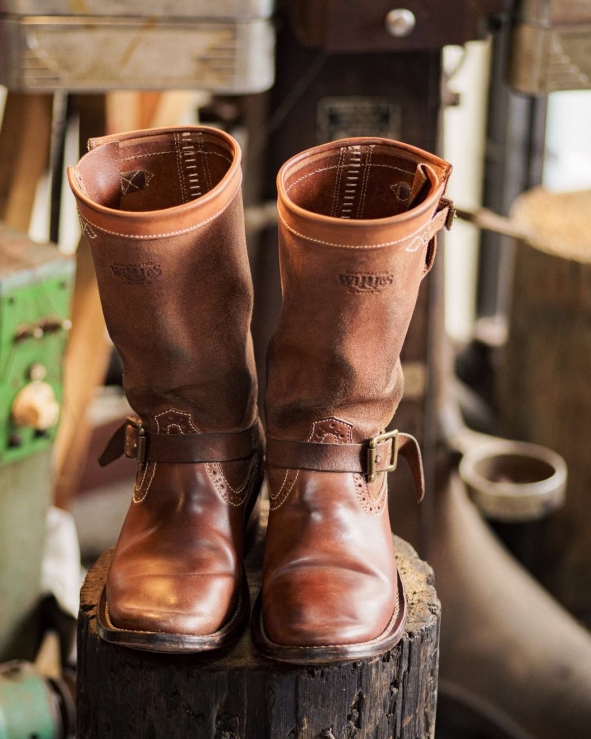 Photo by William on December 2, 2025 of the Willie's Handmade Boots Engineer Boots in Maryam Natural Waxed Reverse Horsebutt.