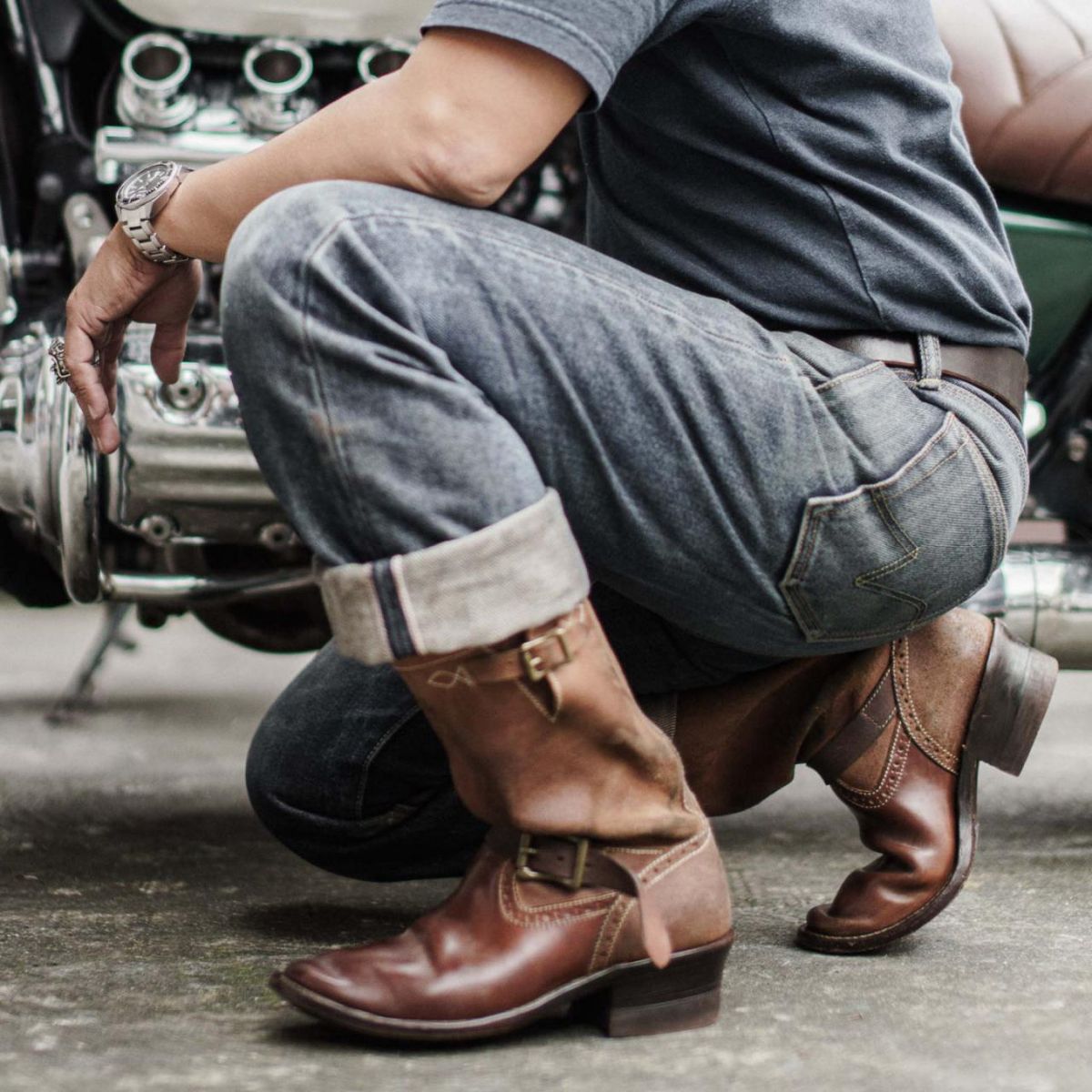 Photo by William on January 4, 2026 of the Willie's Handmade Boots Engineer Boots in Maryam Natural Waxed Reverse Horsebutt.