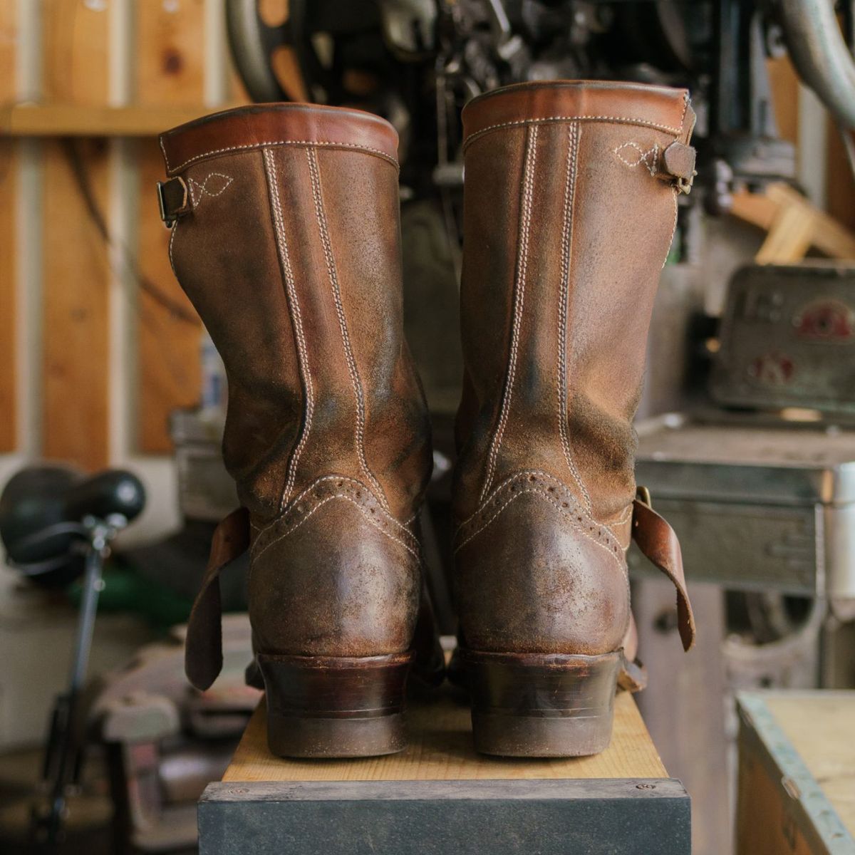 Photo by William on March 3, 2026 of the Willie's Handmade Boots Engineer Boots in Maryam Natural Waxed Reverse Horsebutt.