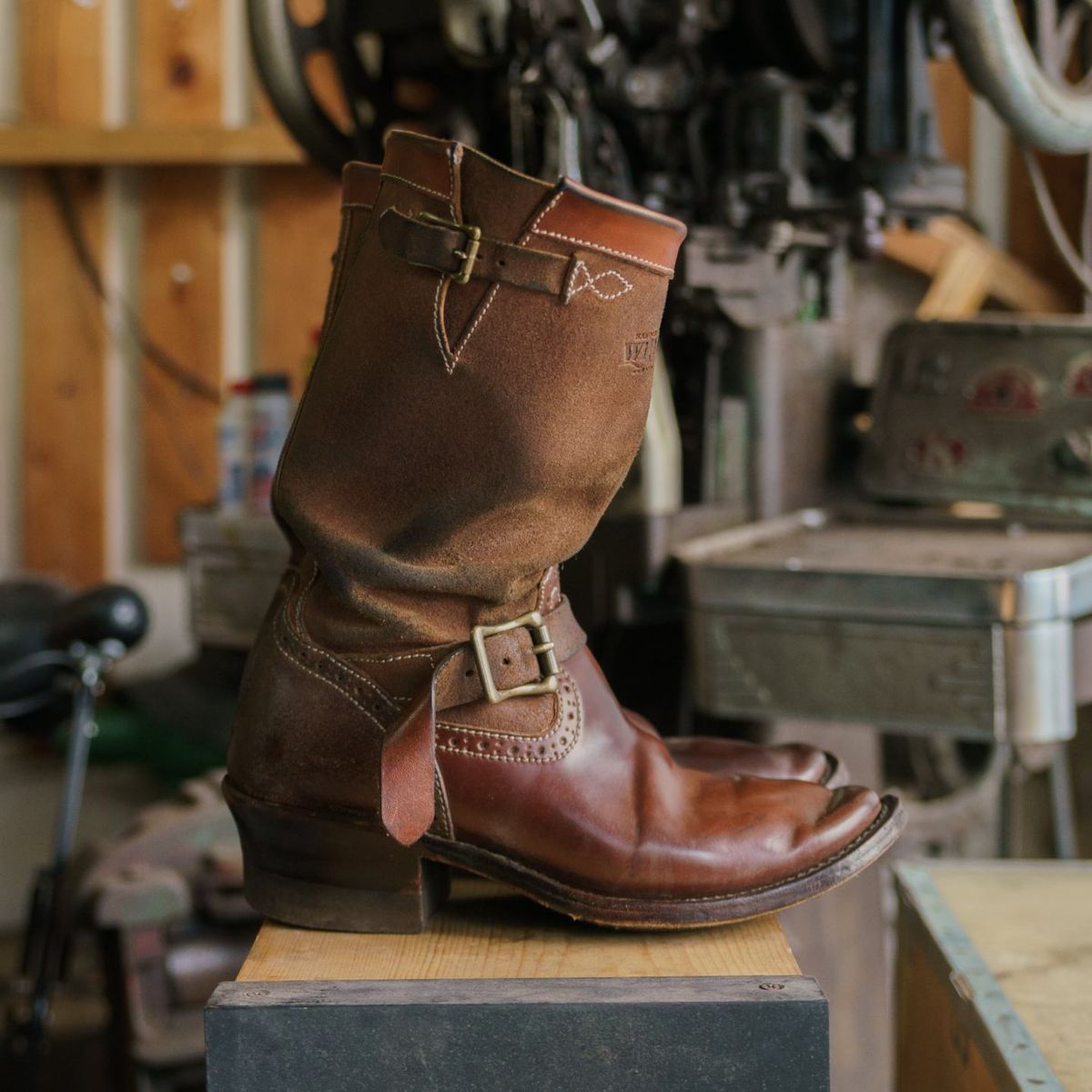 Photo by William on March 3, 2026 of the Willie's Handmade Boots Engineer Boots in Maryam Natural Waxed Reverse Horsebutt.
