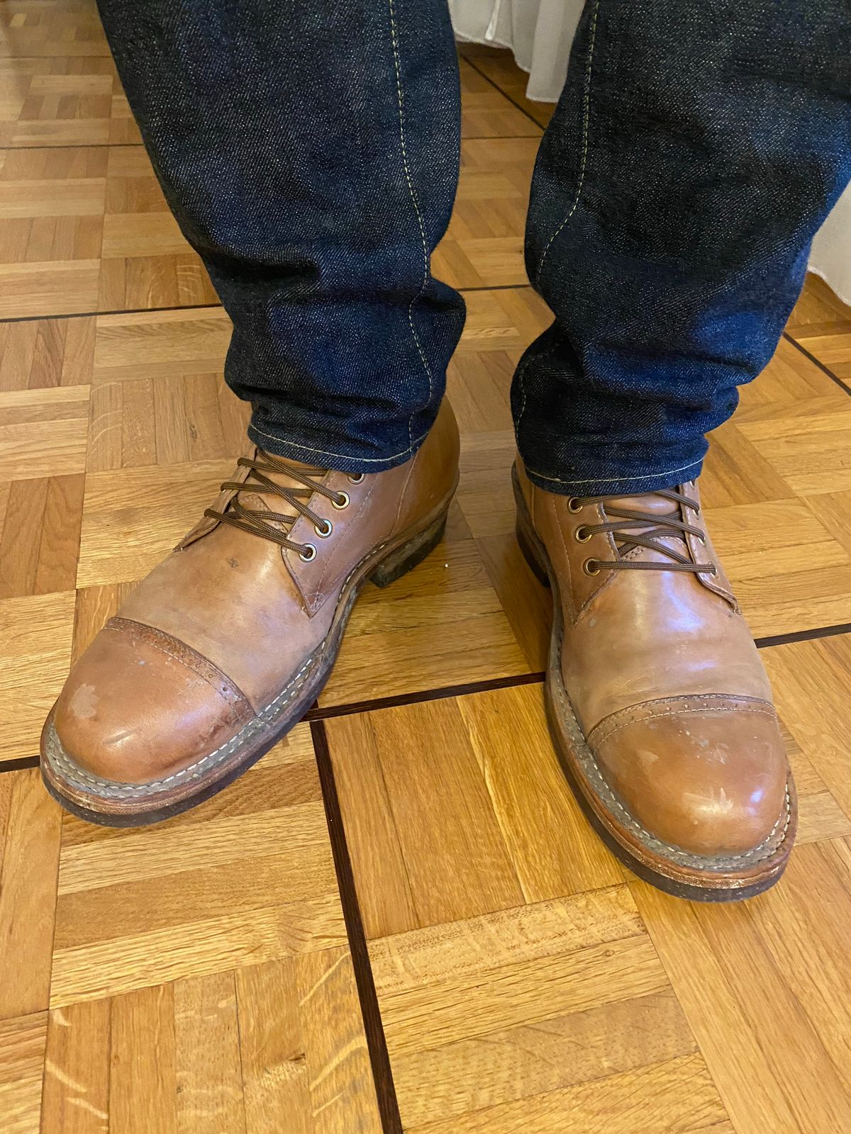 Photo by willmac on September 29, 2021 of the An Hy Logger Boot in Conceria Cloe Crust Shell Cordovan.