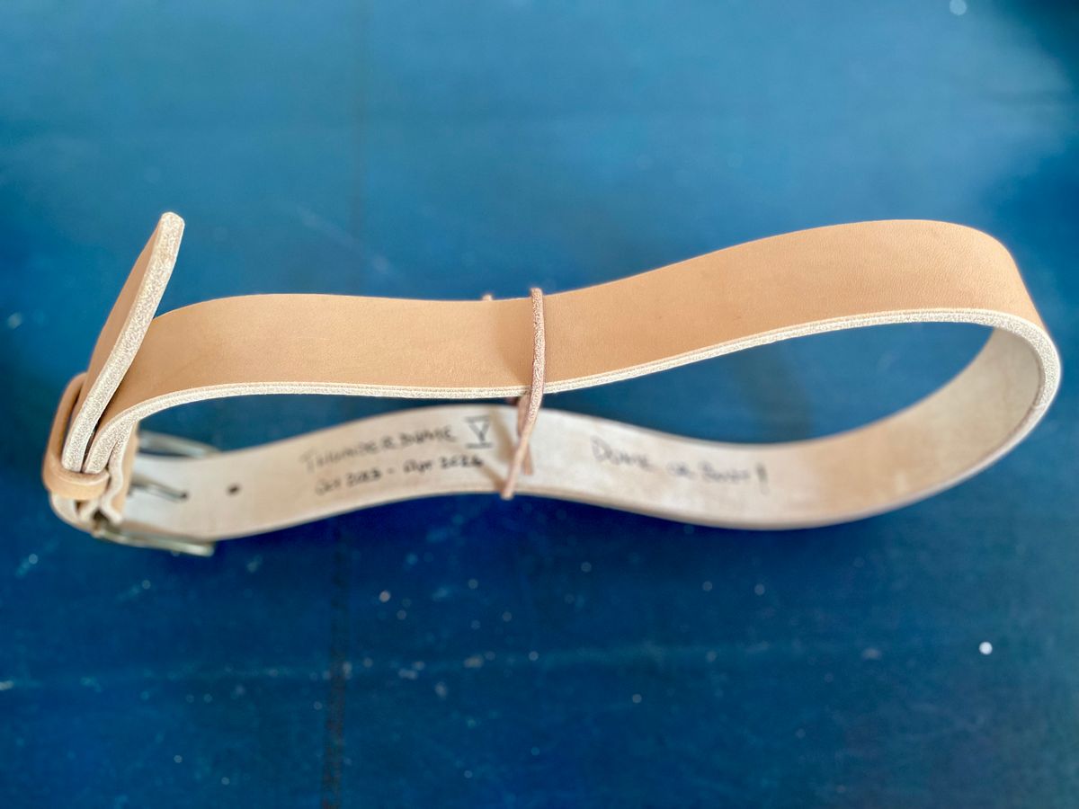 Photo by willmac on October 2, 2025 of the Carmine jack Oak Bark Bridle Belt in J&FJ Baker Natural Oak Bark Tanned Harness.