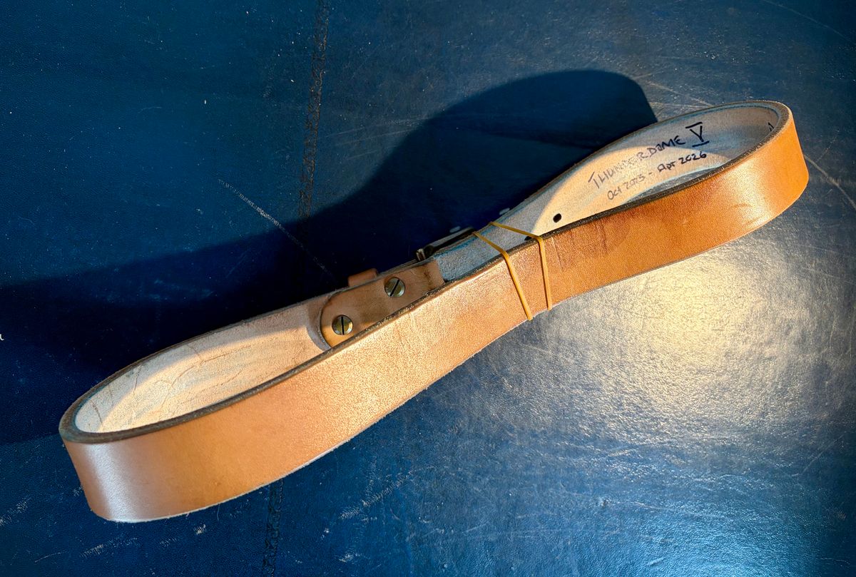 Photo by willmac on February 1, 2026 of the Carmine jack Oak Bark Bridle Belt in J&FJ Baker Natural Oak Bark Tanned Harness.