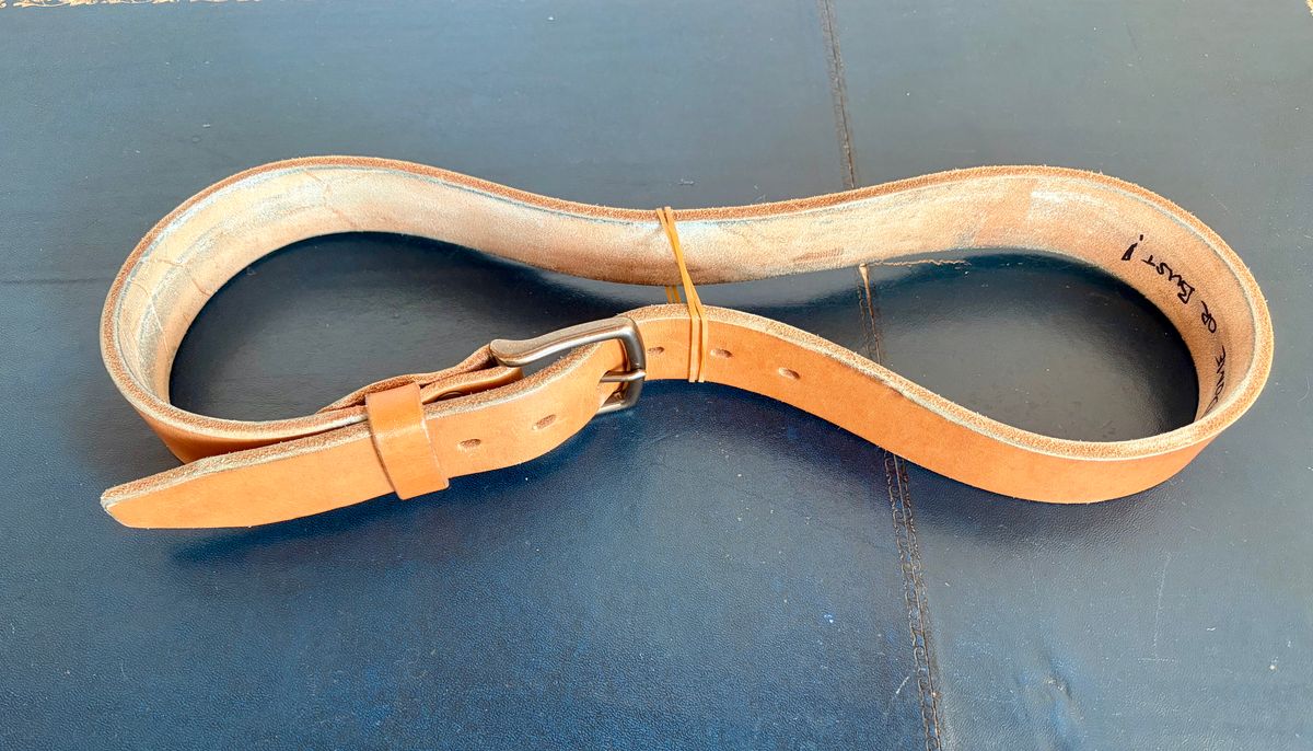 Photo by willmac on March 4, 2026 of the Carmine jack Oak Bark Bridle Belt in J&FJ Baker Natural Oak Bark Tanned Harness.