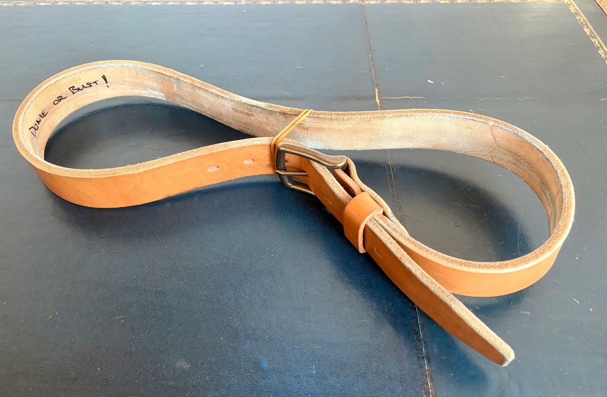Photo by willmac on March 4, 2026 of the Carmine jack Oak Bark Bridle Belt in J&FJ Baker Natural Oak Bark Tanned Harness.