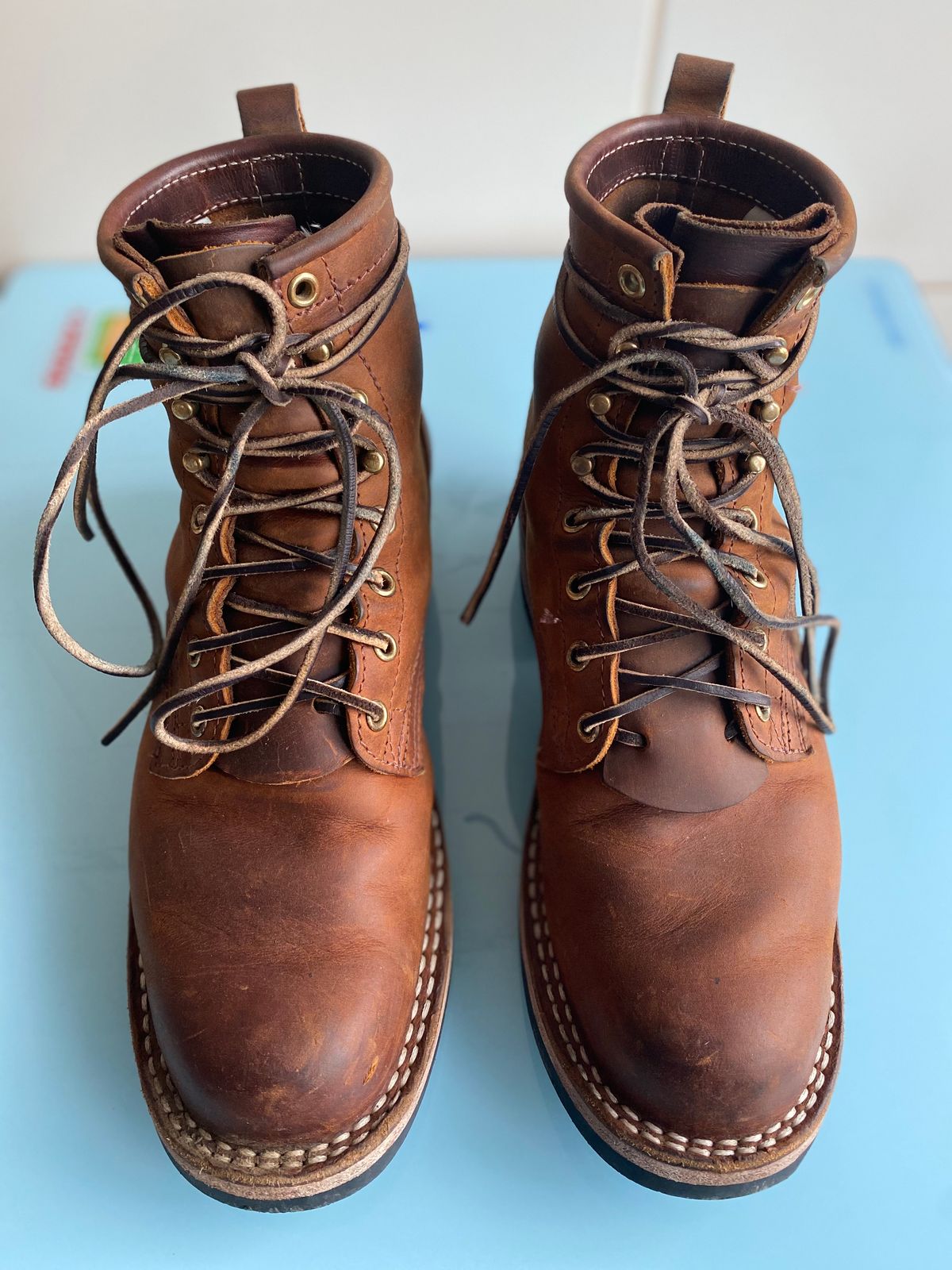 Photo by willmac on February 1, 2022 of the Nicks Robert in Horween Orange Predator.