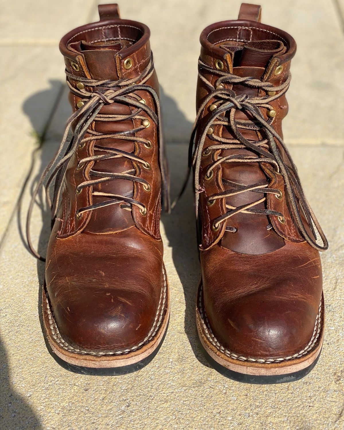 Photo by willmac on March 1, 2022 of the Nicks Robert in Horween Orange Predator.