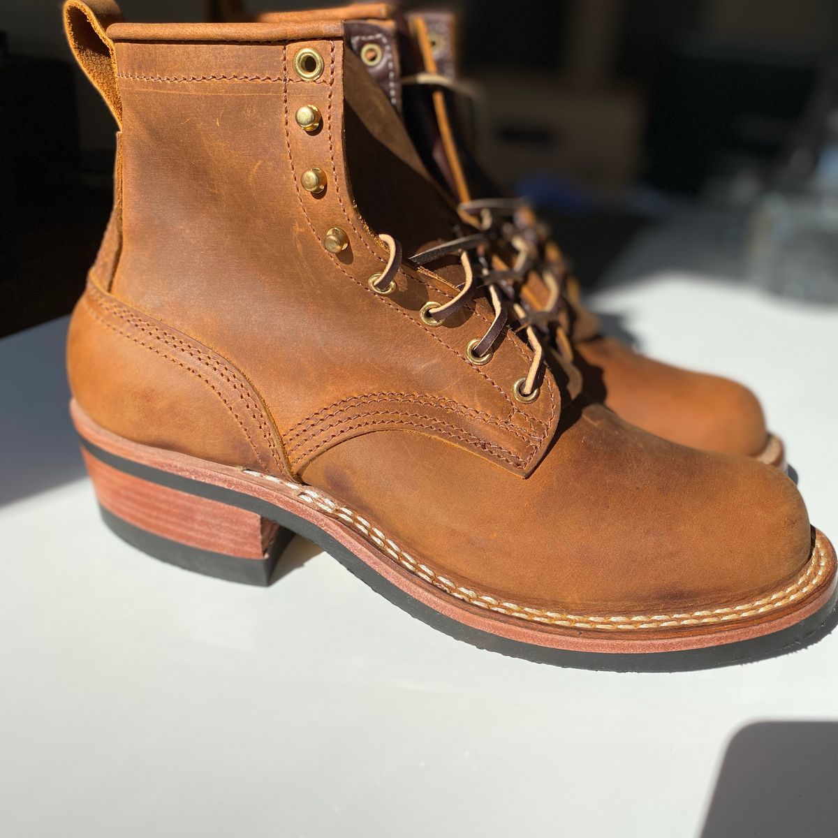 Photo by willmac on September 15, 2021 of the Nicks Robert in Horween Orange Predator.