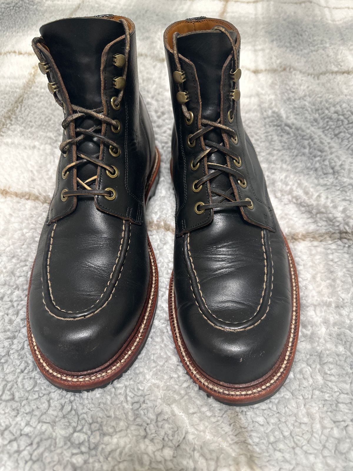 Photo by Doug_H on March 3, 2023 of the Grant Stone Brass Boot in Horween Black Chromexcel.