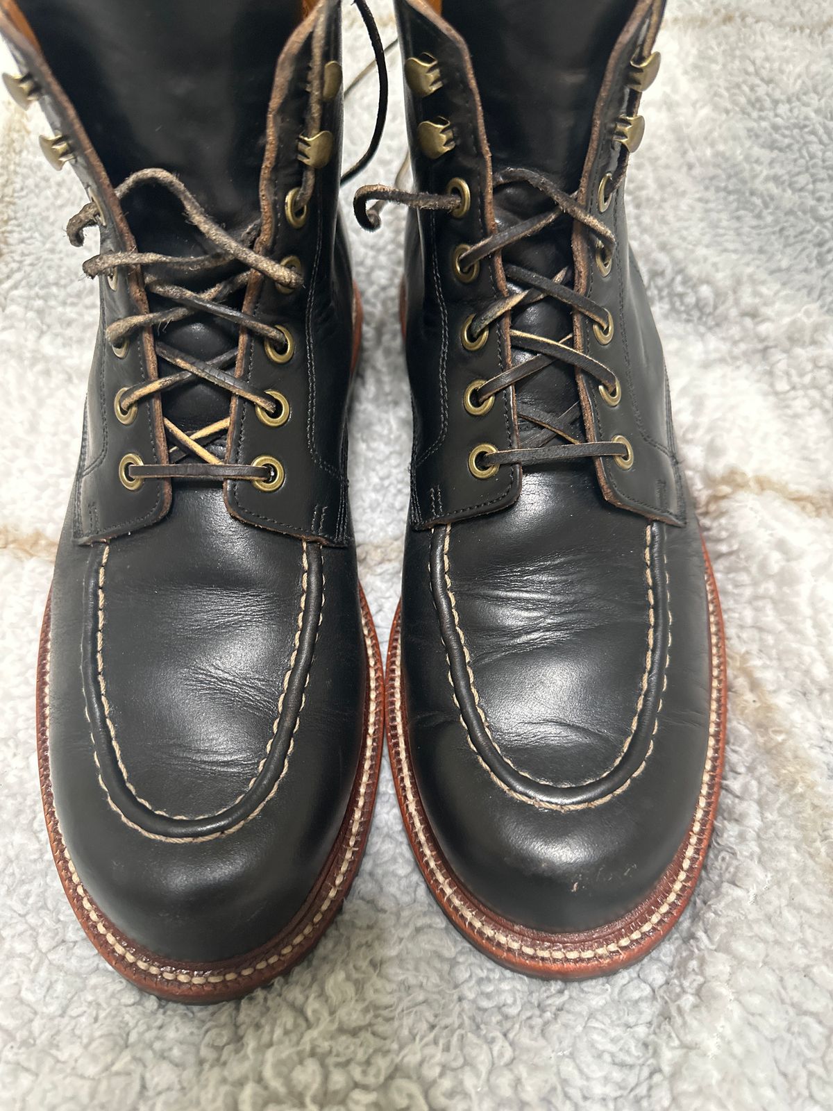 Photo by Doug_H on March 3, 2023 of the Grant Stone Brass Boot in Horween Black Chromexcel.