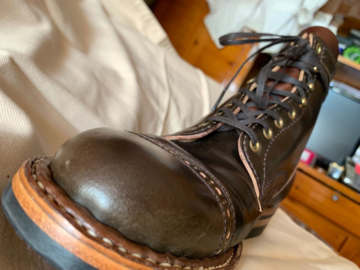 Photo by Dman on October 4, 2021 of the White's MP-Sherman Toe Cap in Horween Cigar Shell Cordovan.