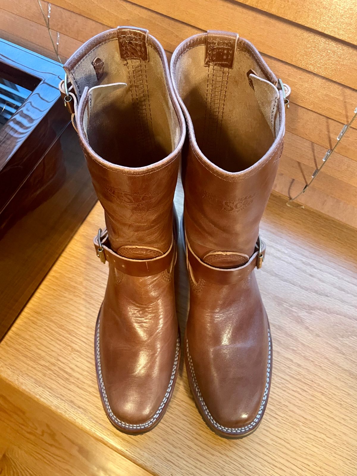 Photo by bootsinbend on October 1, 2022 of the Wesco Mister Lou in Maryam Toscanello TPR Horsebutt.