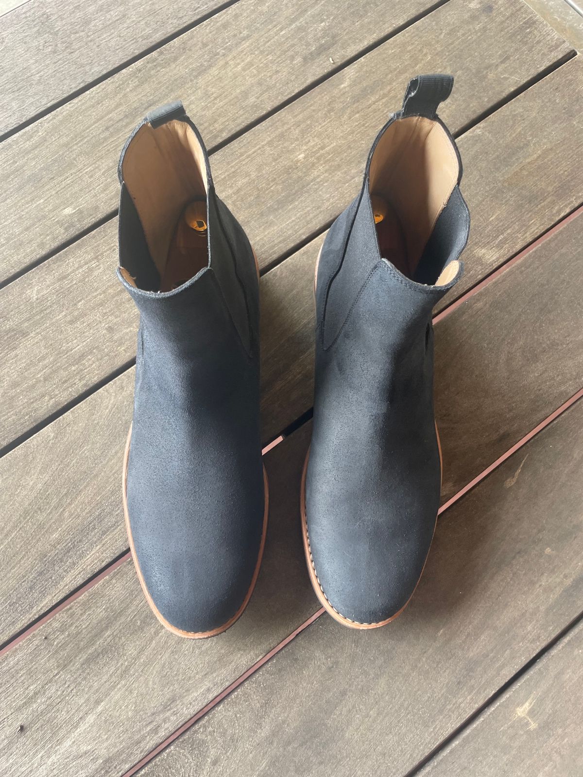 Photo by bootsinbend on November 7, 2023 of the Mark Albert Chelsea Boot in Tasman Leather Group Black Roughout.