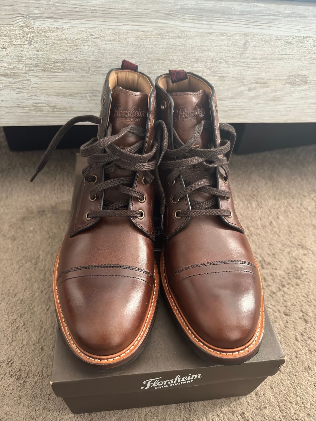 Photo by drivera16 on February 11, 2023 of the Florsheim Unlisted Model in Horween Brown Chromexcel.