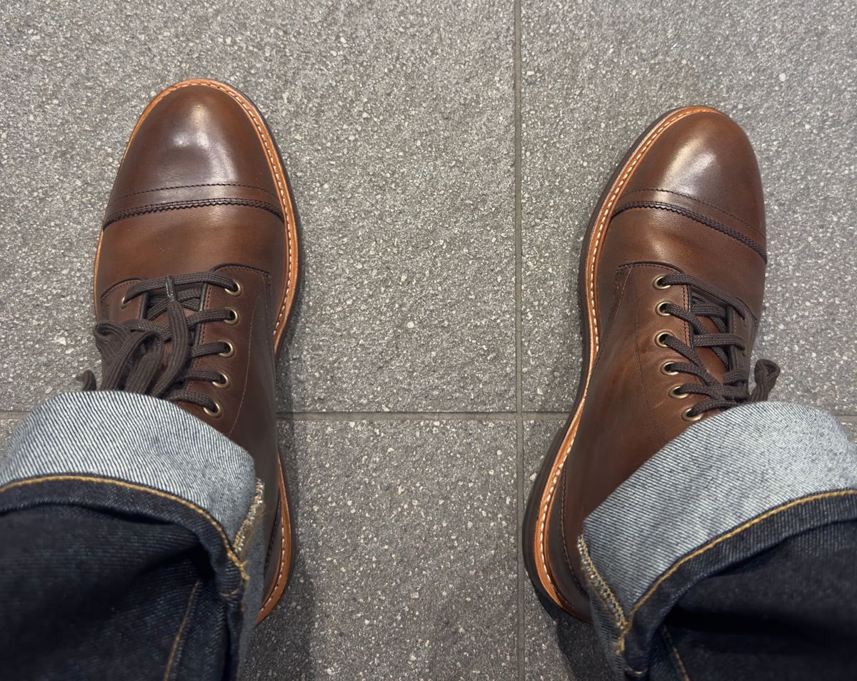 Photo by drivera16 on February 11, 2023 of the Florsheim Unlisted Model in Horween Brown Chromexcel.