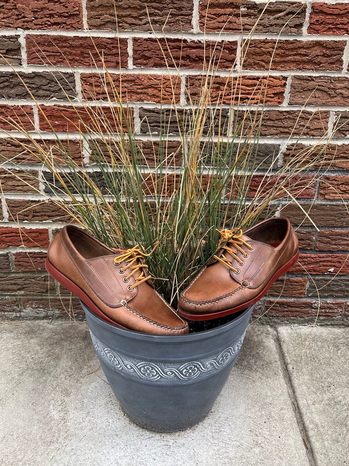 Photo by fading_to_stardust on March 1, 2023 of the Rancourt & Co. Classic Ranger-Moc in Horween Natural Chromexcel.