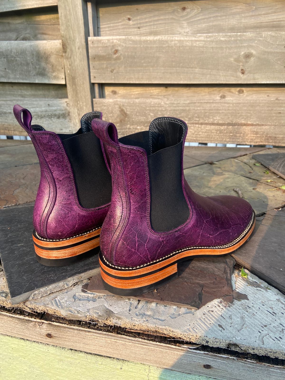 Photo by zanderrose on June 16, 2023 of the Fortis Boots Wholecut Chelsea in C.F. Stead Royal Purple Crazy Cow.