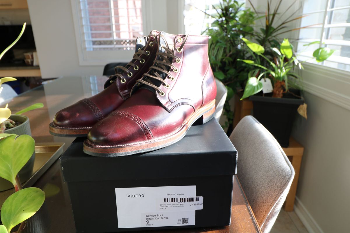 Photo by Gonzo on October 4, 2023 of the Viberg Service Boot BCT in Horween Color 8 Chromexcel.