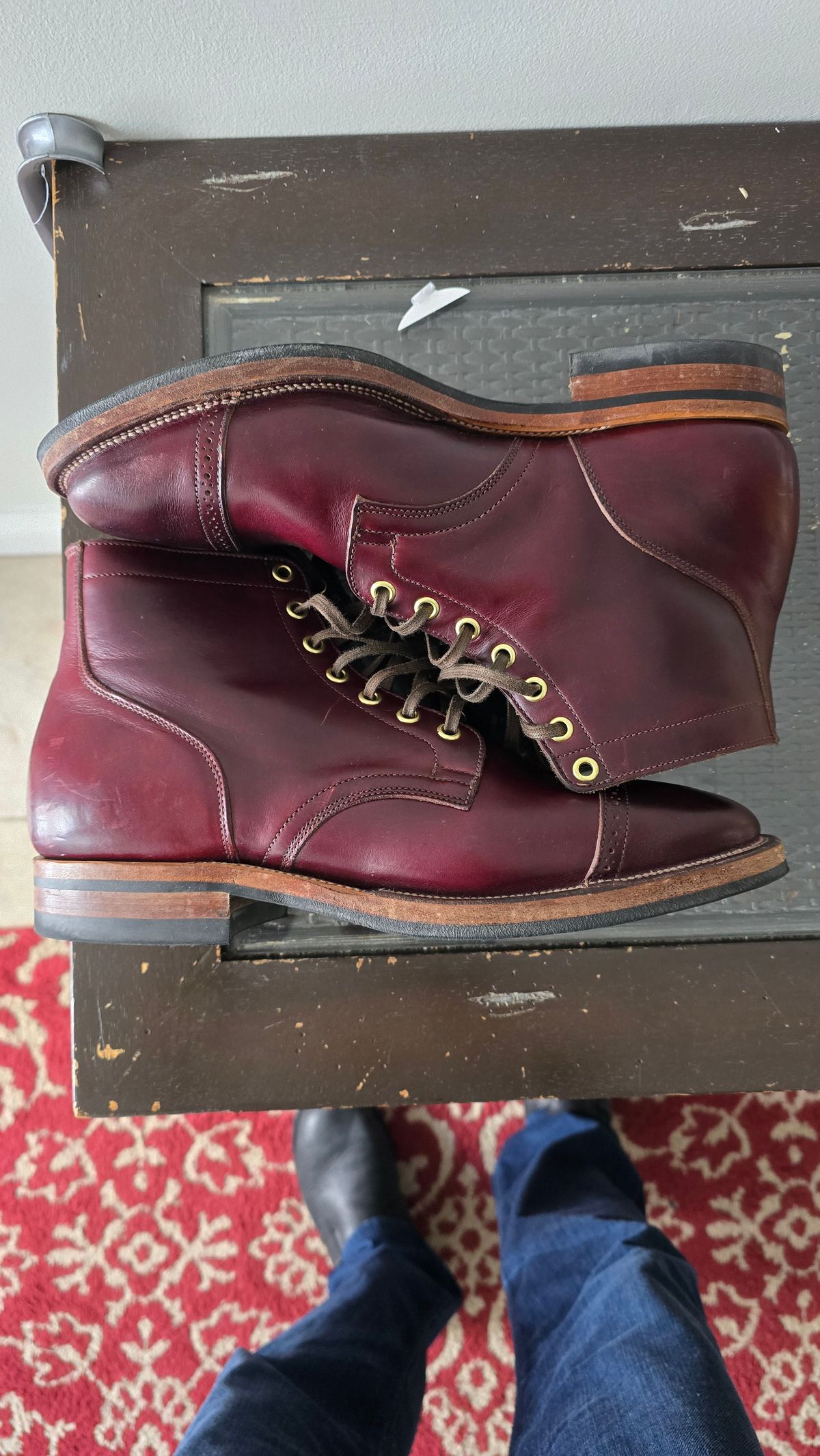 Photo by Gonzo on January 26, 2025 of the Viberg Service Boot BCT in Horween Color 8 Chromexcel.