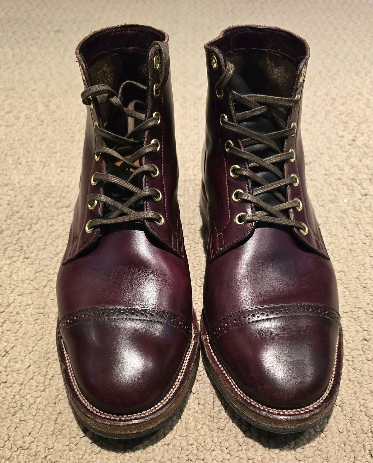 Photo by Gonzo on March 28, 2025 of the Viberg Service Boot BCT in Horween Color 8 Chromexcel.