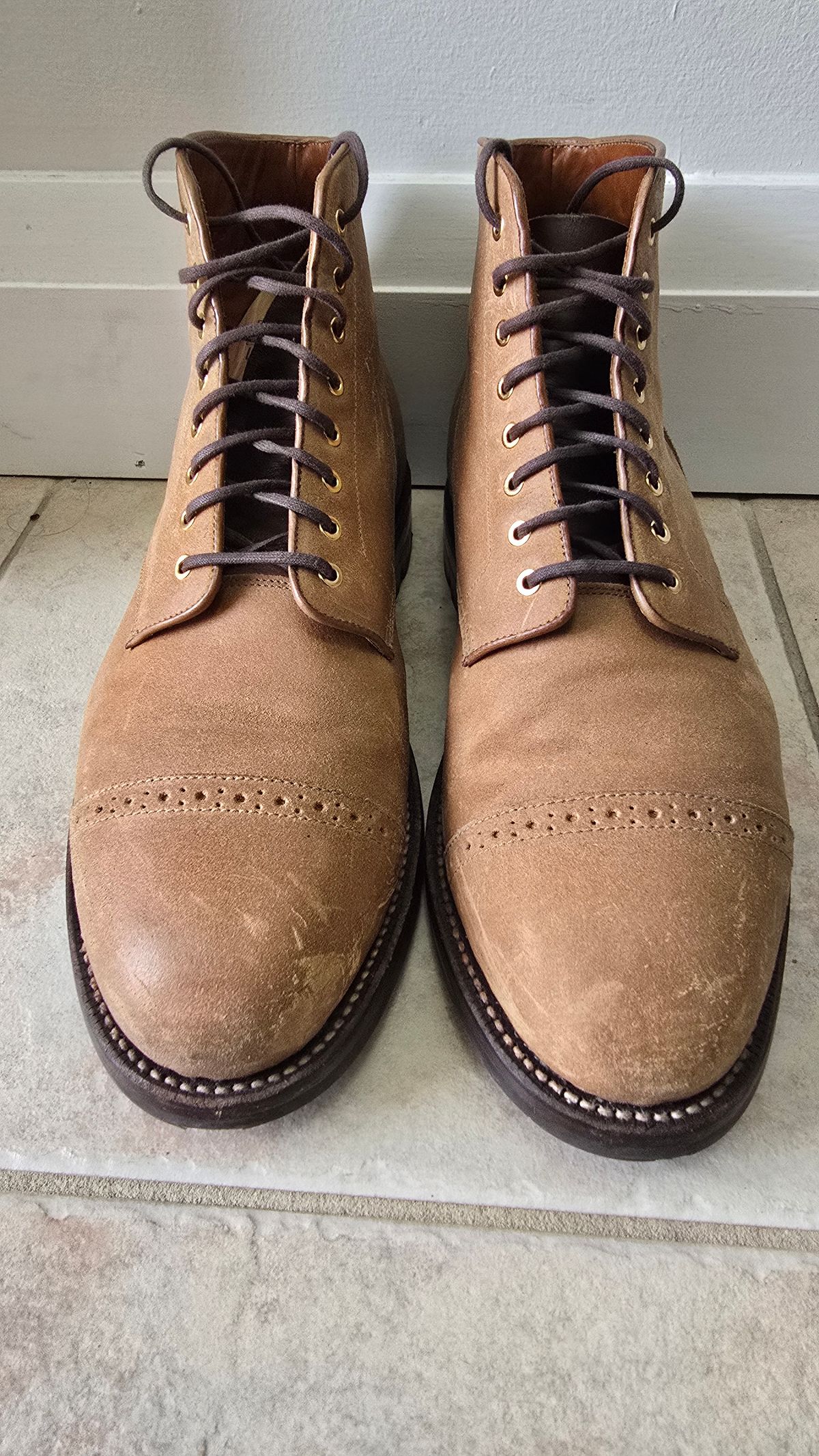 Photo by Gonzo on December 7, 2025 of the Grant Stone Garrison Boot in C.F. Stead Natural Waxy Commander Suede.