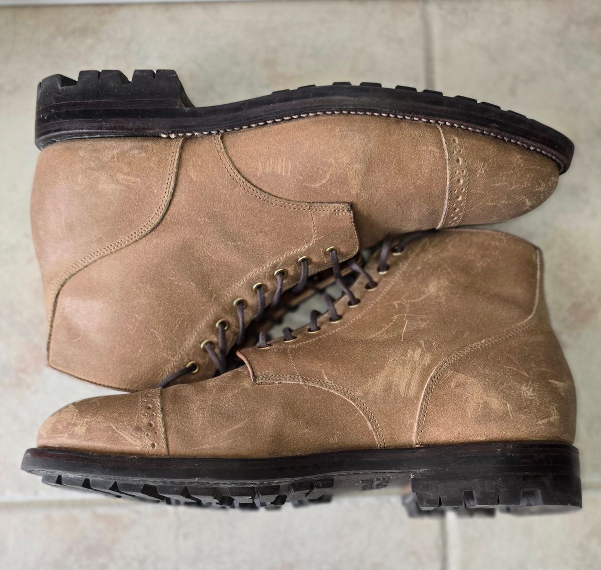 Photo by Gonzo on December 7, 2025 of the Grant Stone Garrison Boot in C.F. Stead Natural Waxy Commander Suede.