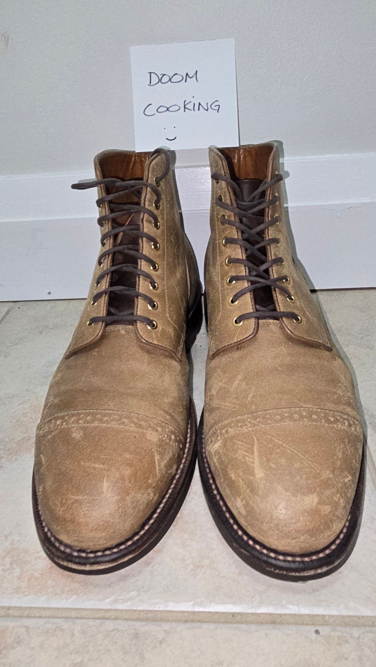 Photo by Gonzo on February 18, 2026 of the Grant Stone Garrison Boot in C.F. Stead Natural Waxy Commander Suede.